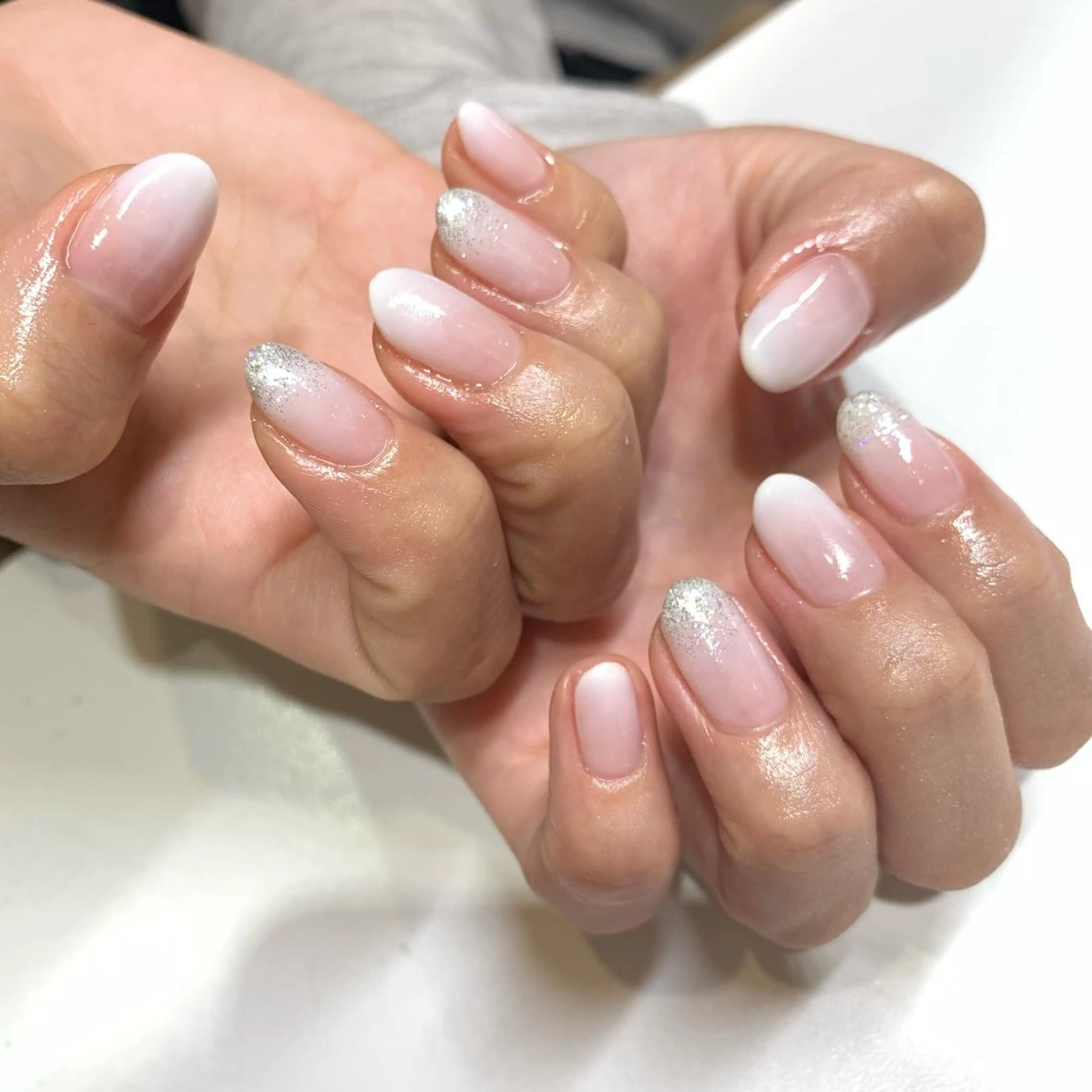 ネイル グラデーション ラメ(グリッター) Lia所属・eri chan nailのネイルデザイン