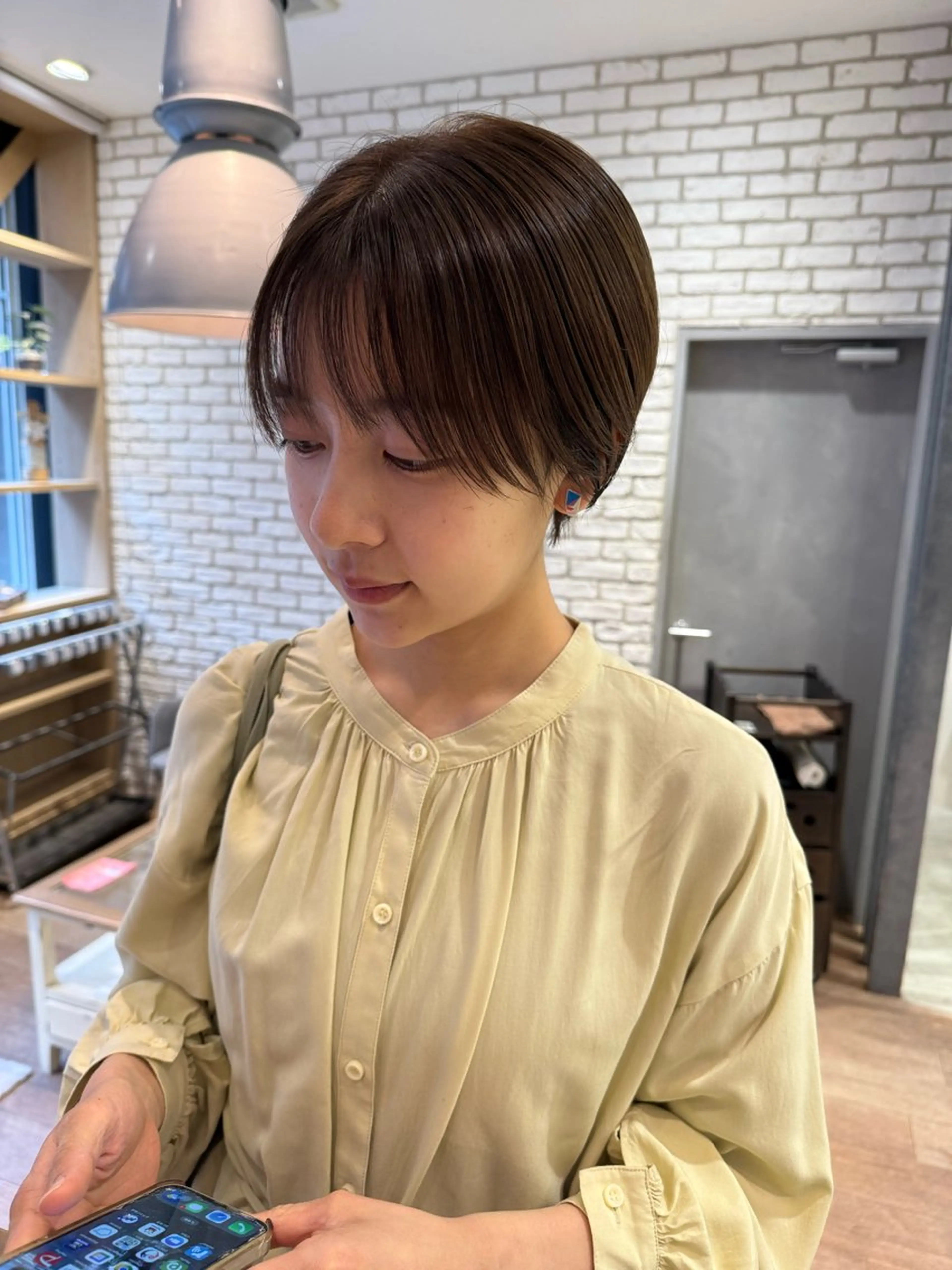 ショート カット 🩰 柔らかいカラー tomomi🌛のヘアスタイル