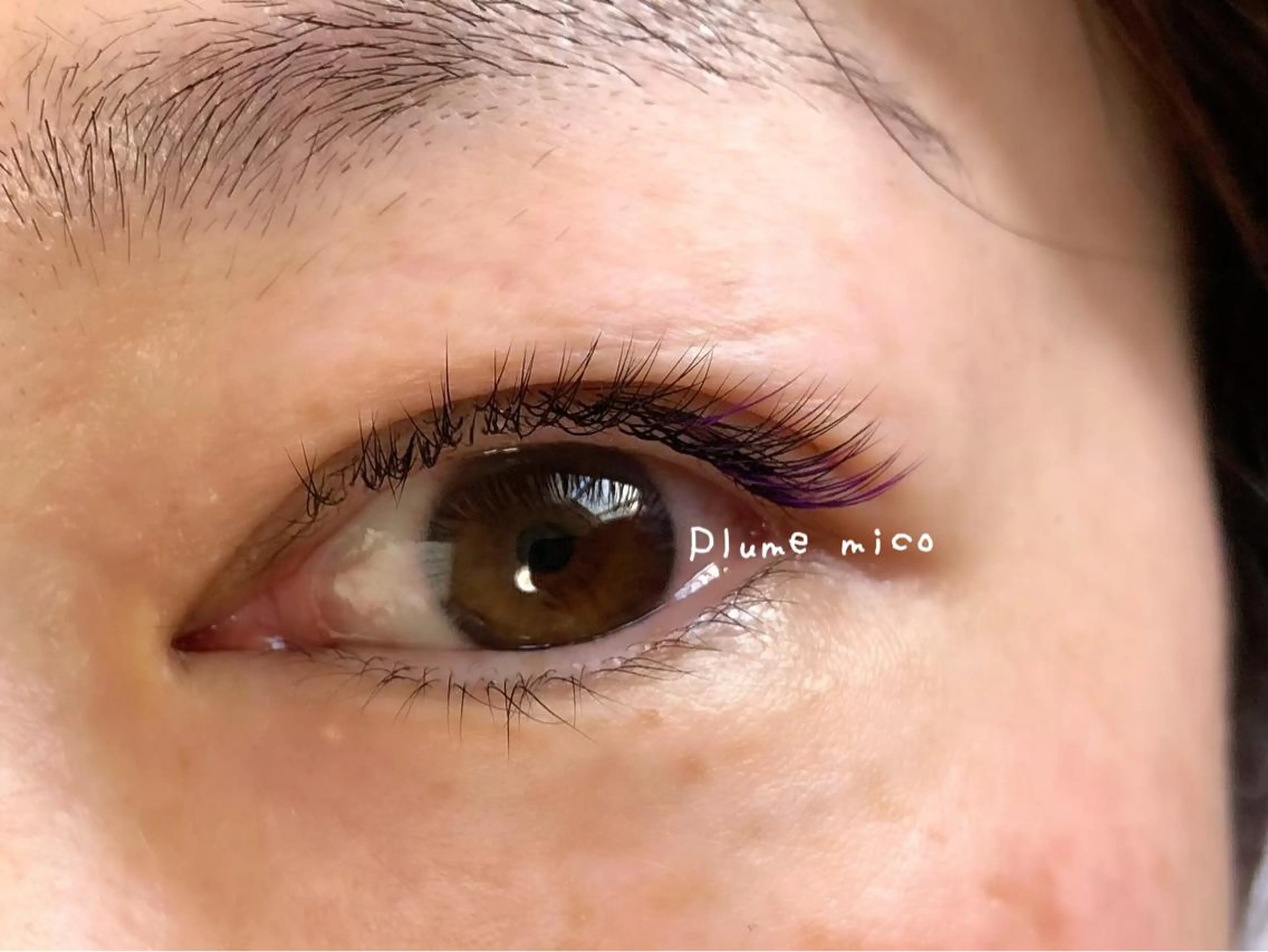 フラットラッシュ120本 ＋ポイントカラーエクステ(1色￥550)の写真