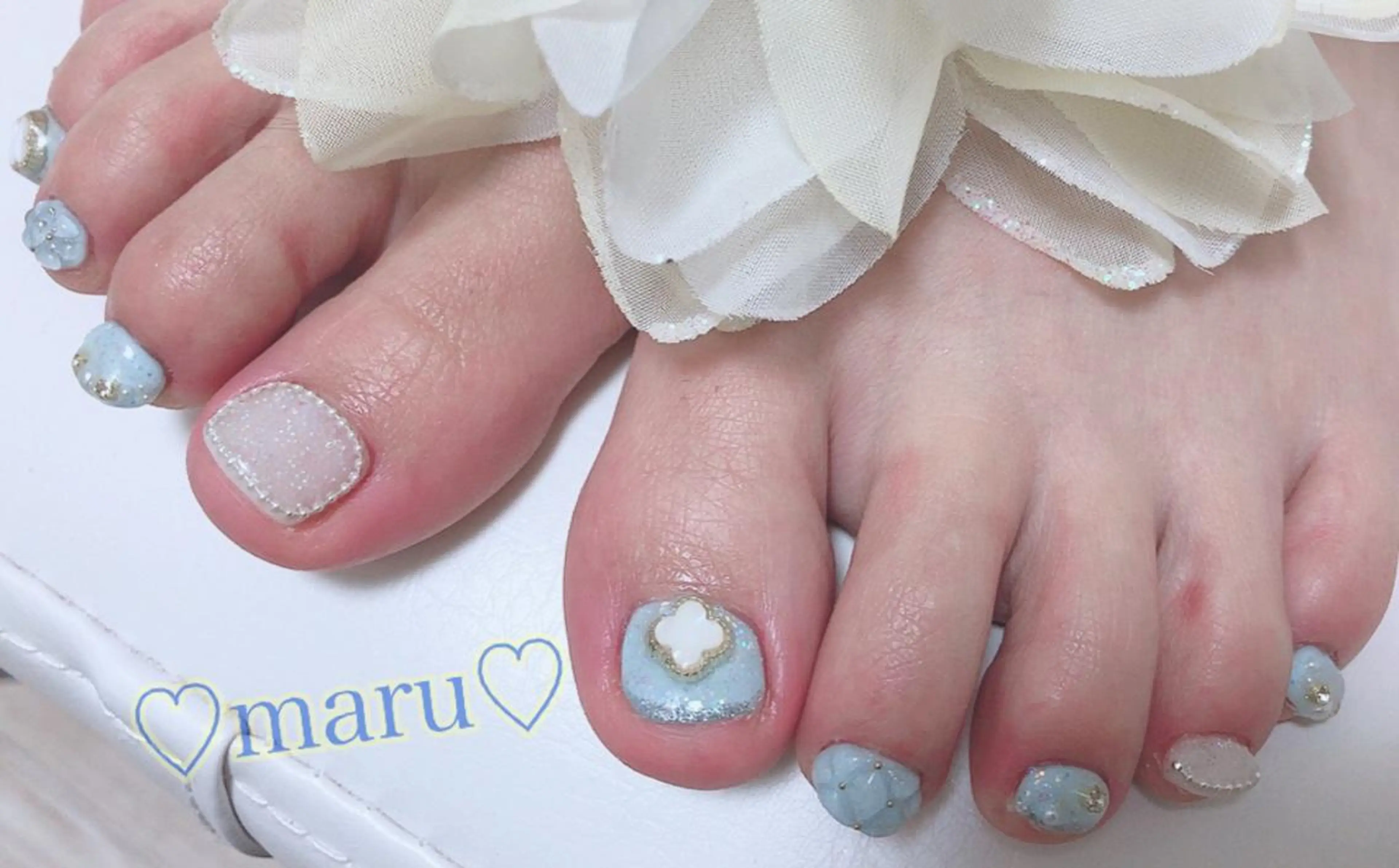 ネイル ハンドネイル フットネイル まるみ ♡のネイルデザイン