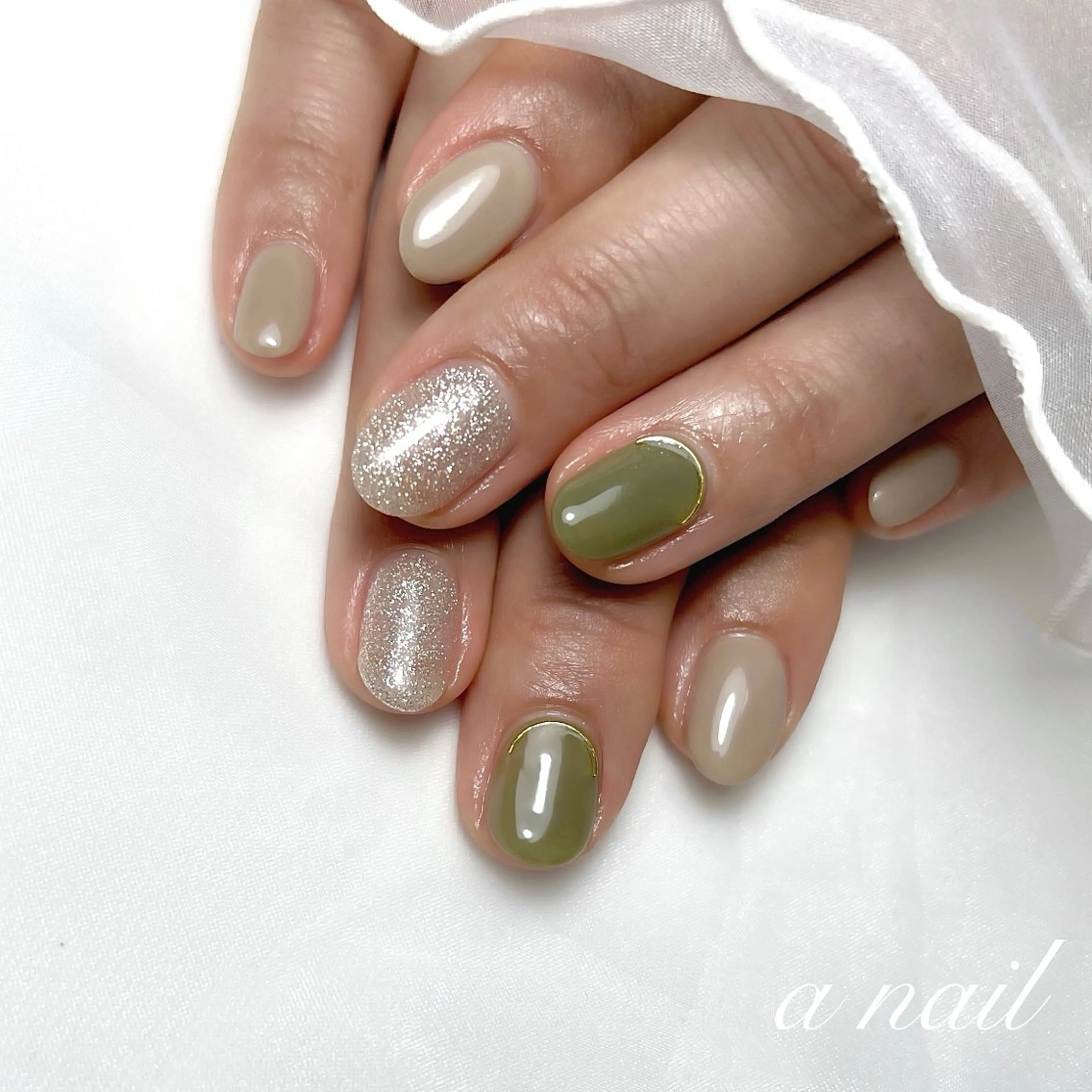 ネイル グラデーション ラメ(グリッター) ラメグラデーション ワンカラーネイル シンプルネイル Salon_ a.nailのネイルデザイン
