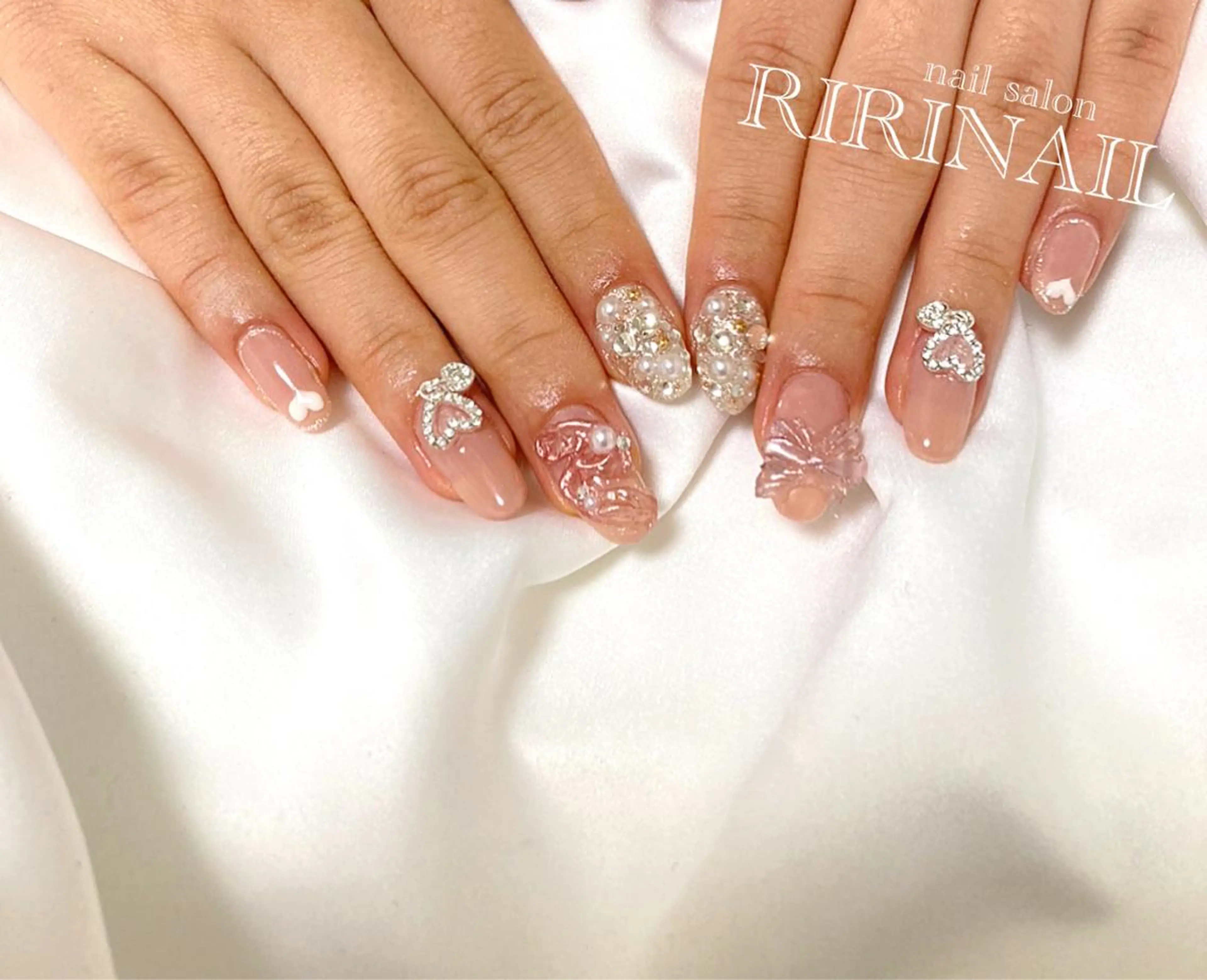 ネイル キラキラネイル リボン RIRI NAIL♡のネイルデザイン