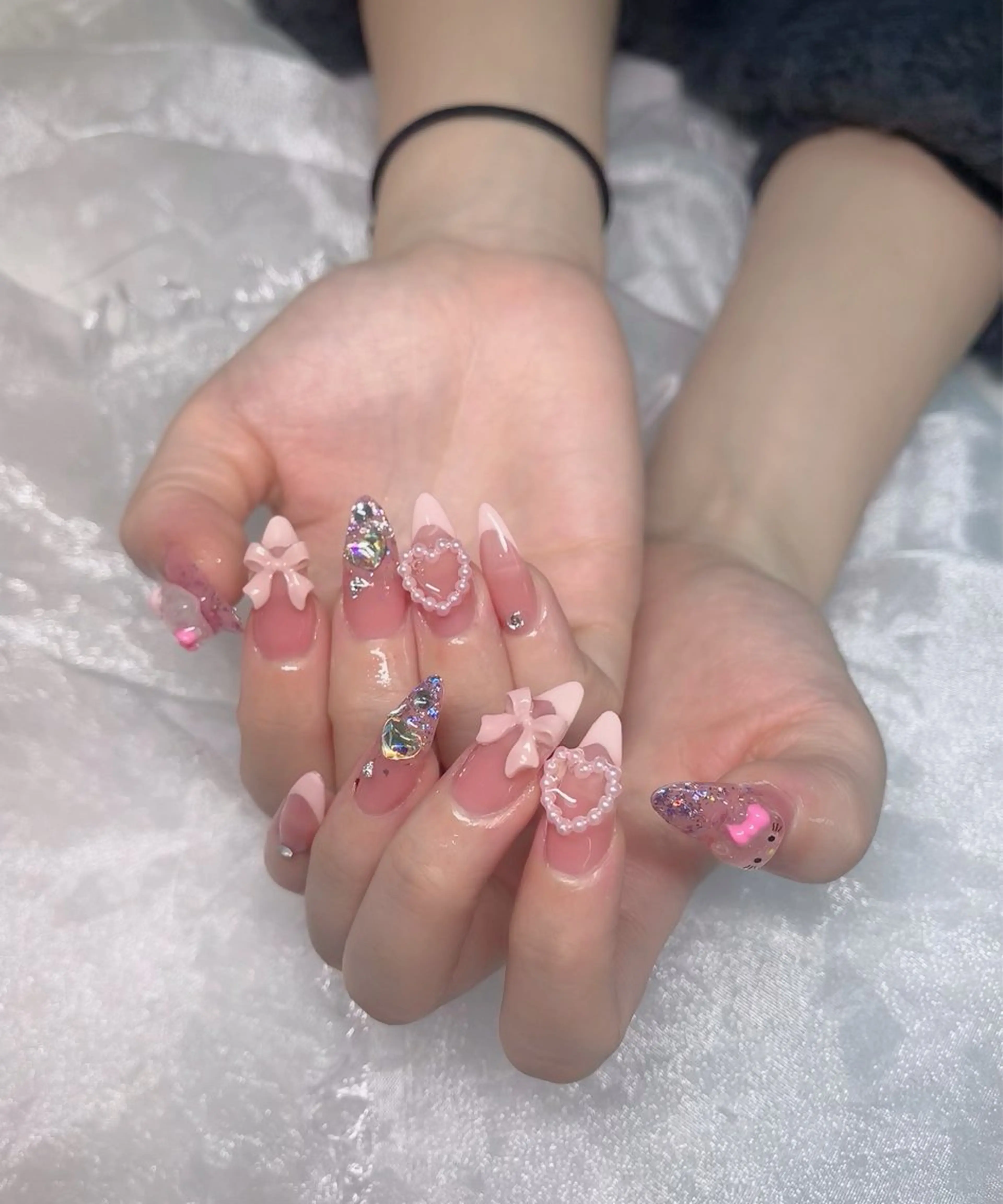 ネイル HIN NAILのネイルデザイン