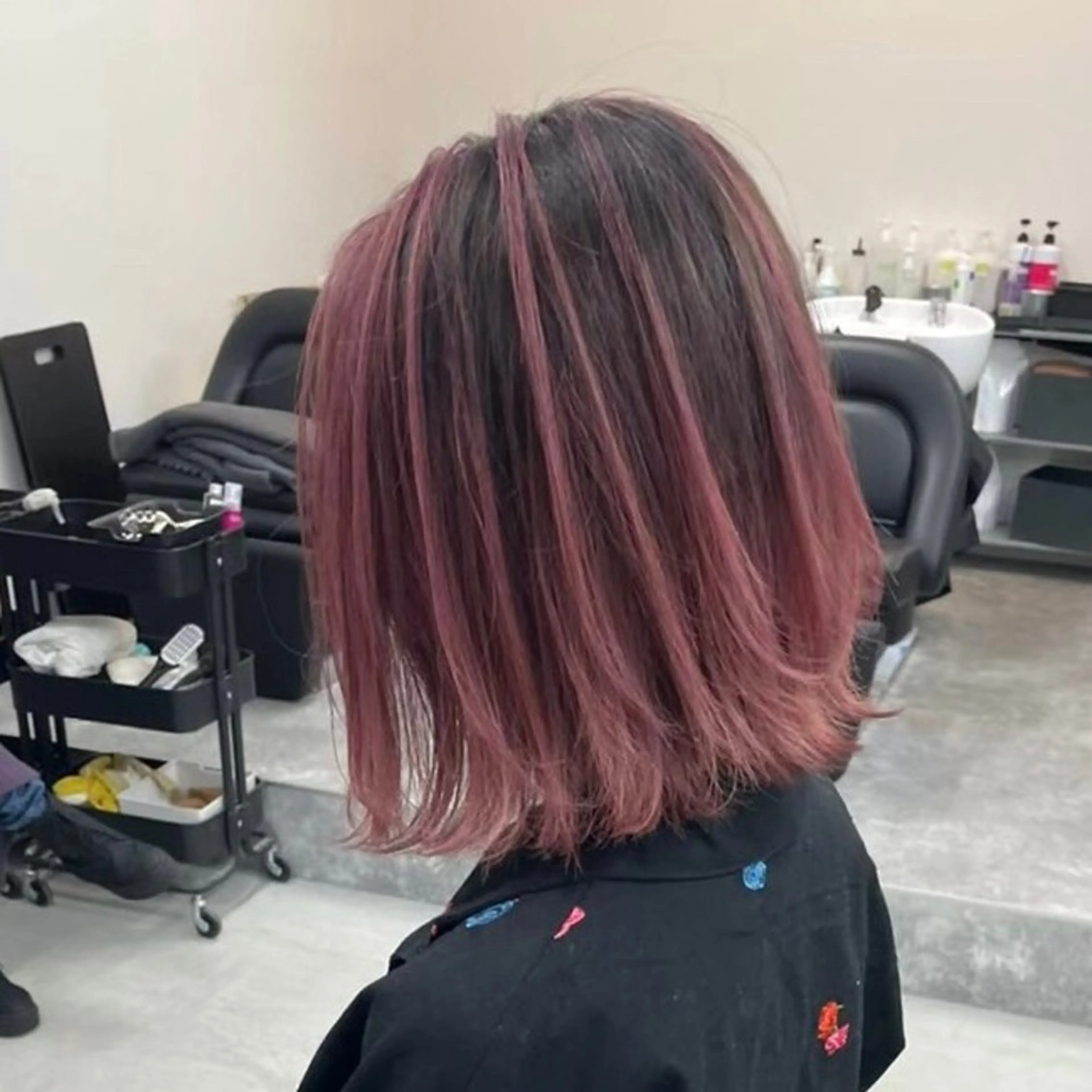 ミディアム カラー ヘアアレンジ アディクシーカラー バレイヤージュ ベージュカラー 黒髪 ブリーチ 江坂エリア最安値◎ ブリーチ*土田のヘアスタイル