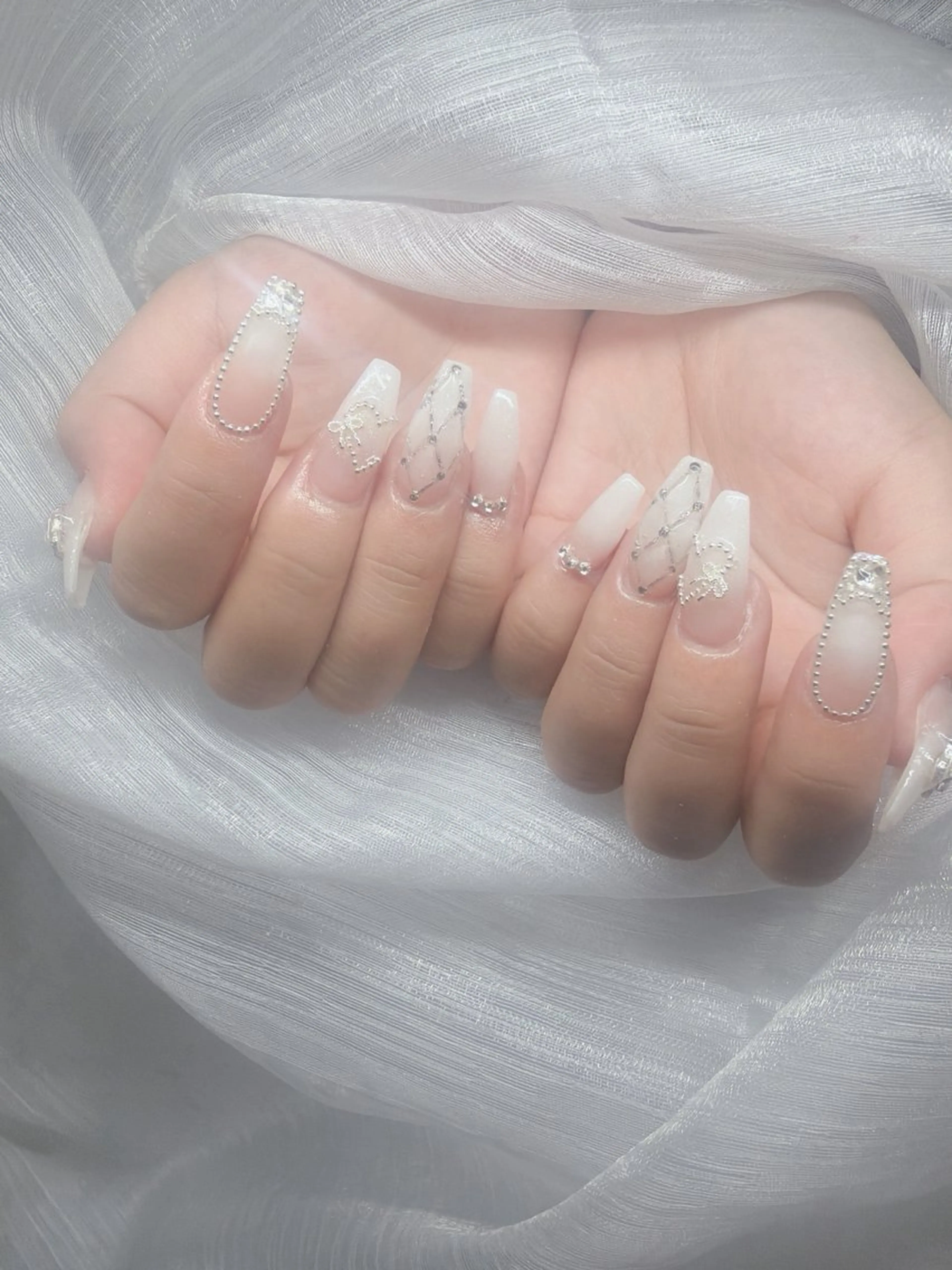 ネイル ハンドネイル Lee Nailsのネイルデザイン