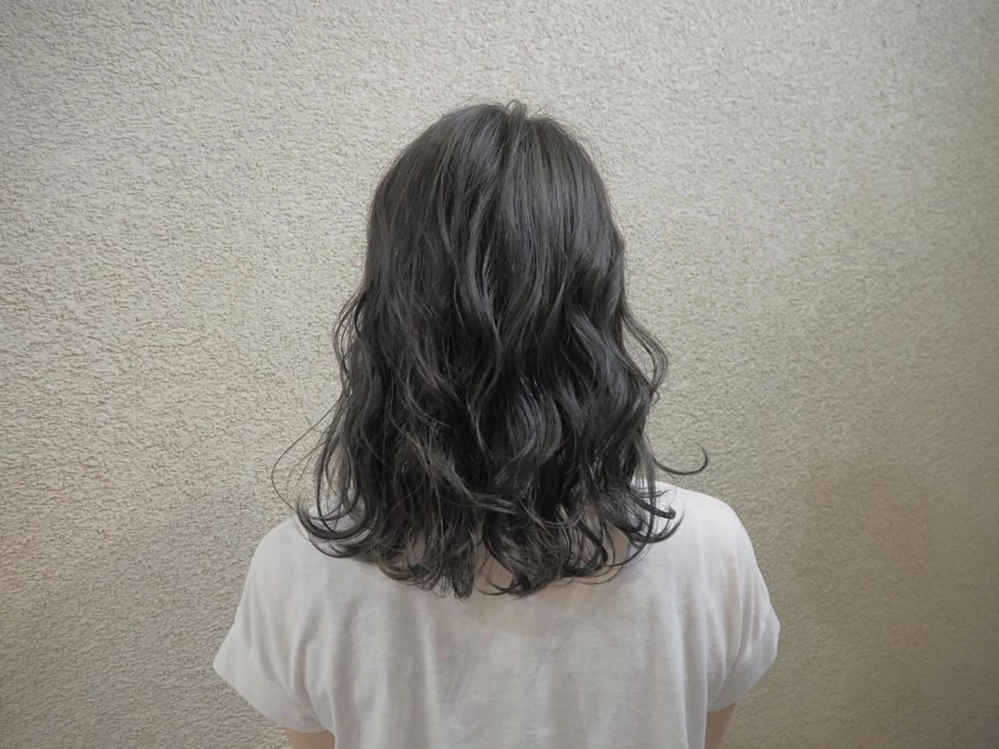 ミディアム カラー カット ヘアカラー トリートメント 菅村 勇亮のヘアスタイル