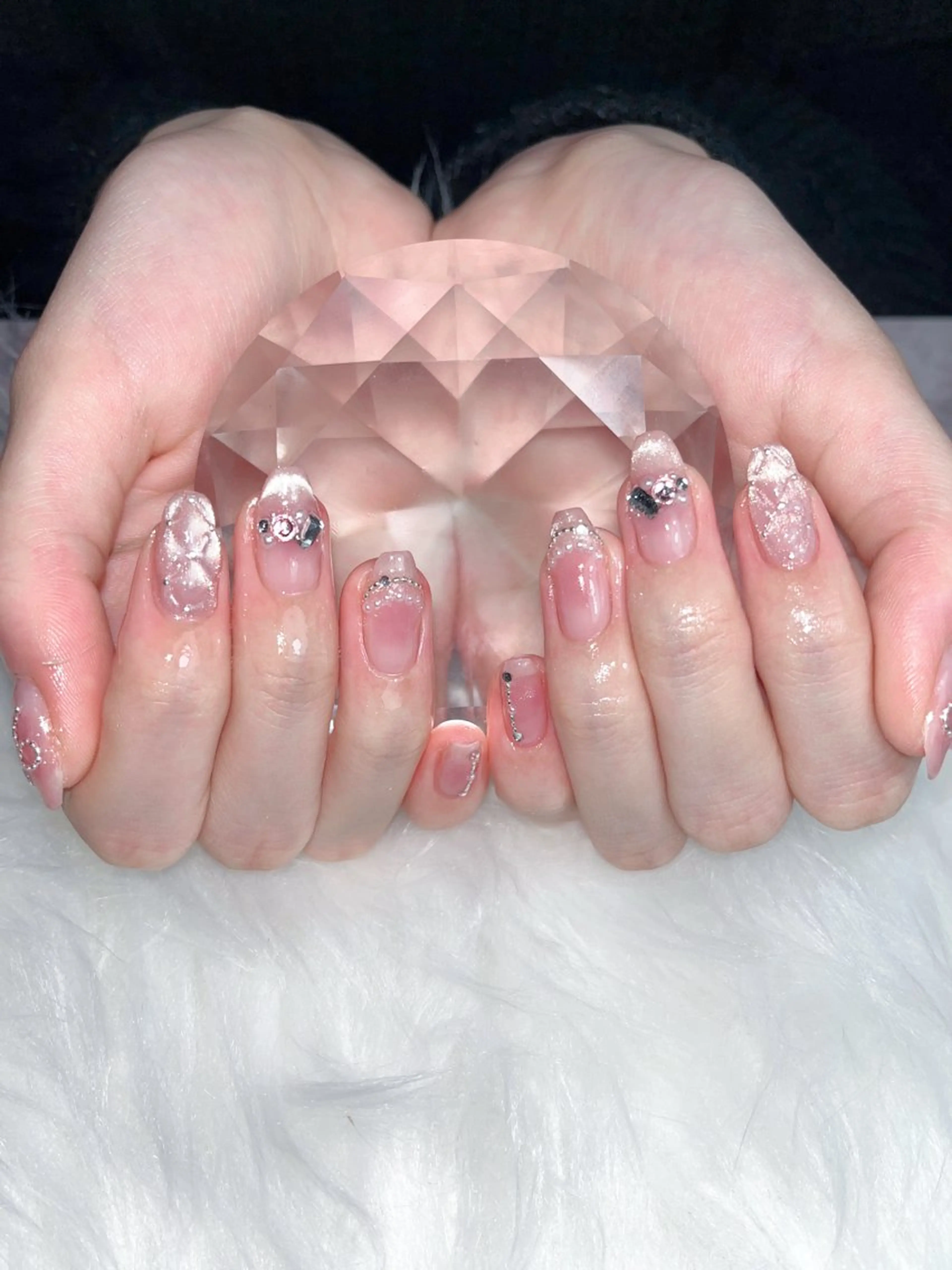 ネイル ハンドネイル rino  nail所属・坂 しおのネイルデザイン