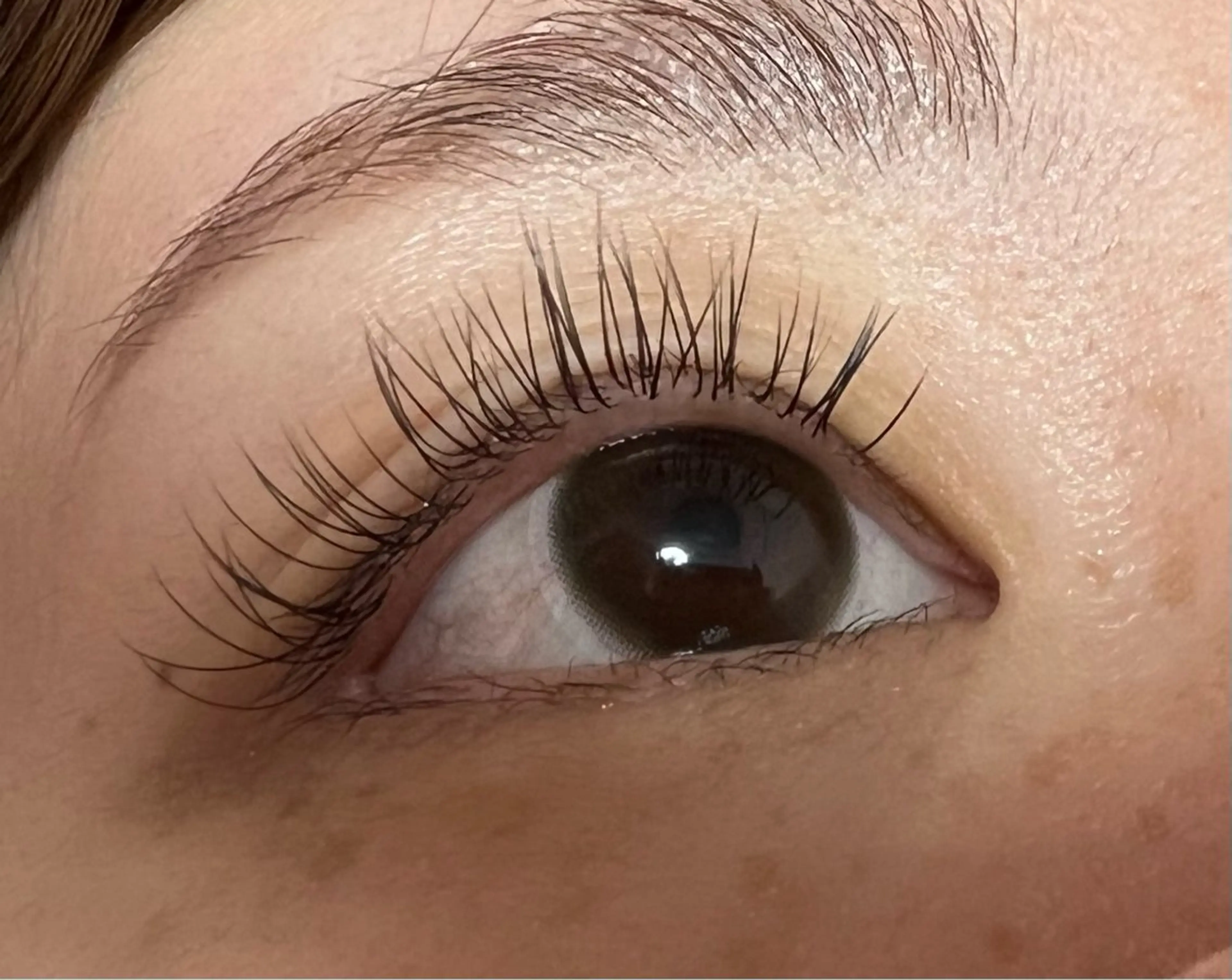 マツエク・マツパ バインドロック フラットラッシュ ナチュラル パリジェンヌラッシュリフト まつげパーマ YK Rinのネイルデザイン