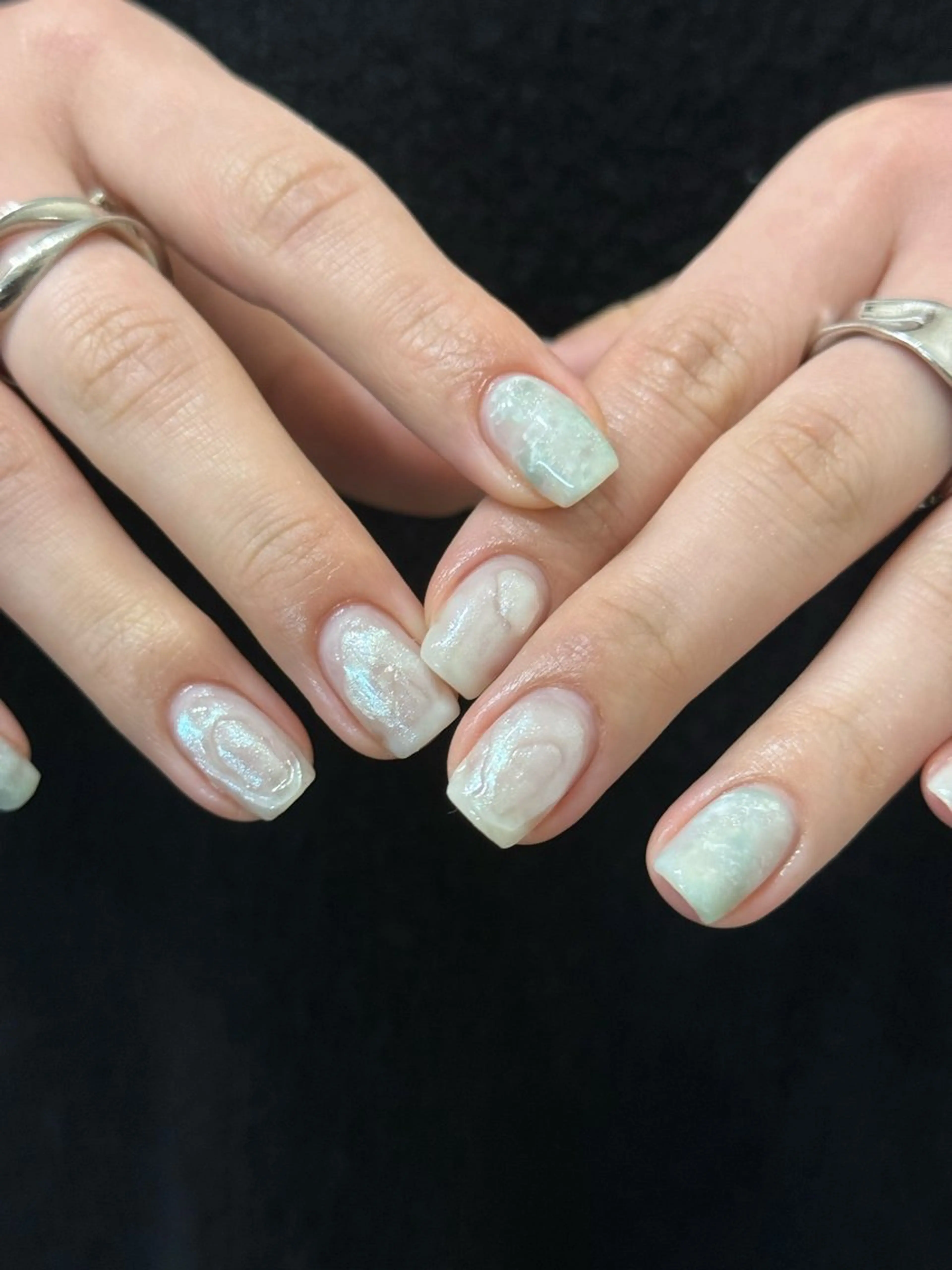 ネイル 氷ネイル・うるうるネイル ハンドネイル フットネイル kiii.__ ✴︎*のネイルデザイン