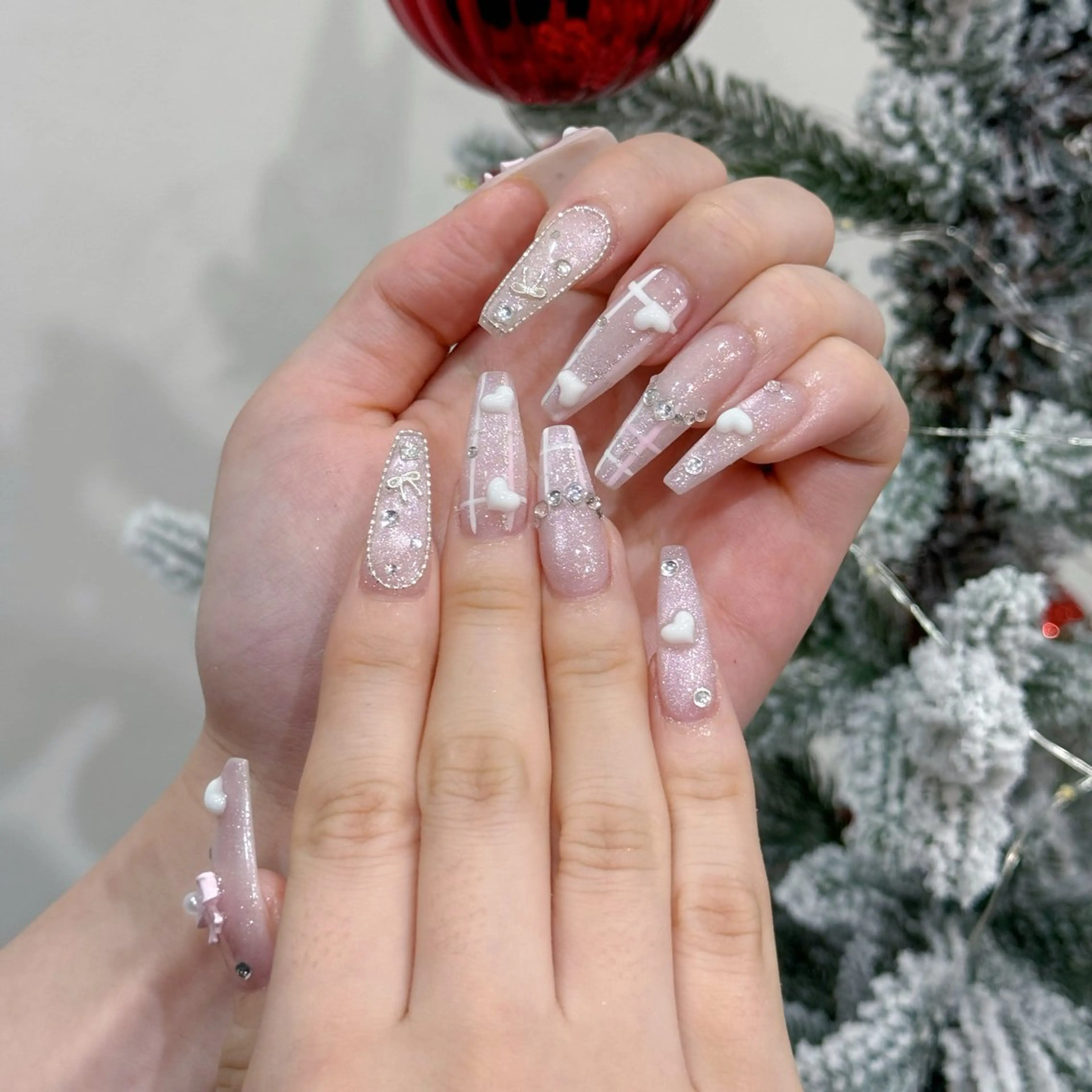 ネイル オーロラネイル ブルー チークネイル 長さ出し フットネイル ハンドネイル Momo チップ長さ出し専門店のネイルデザイン