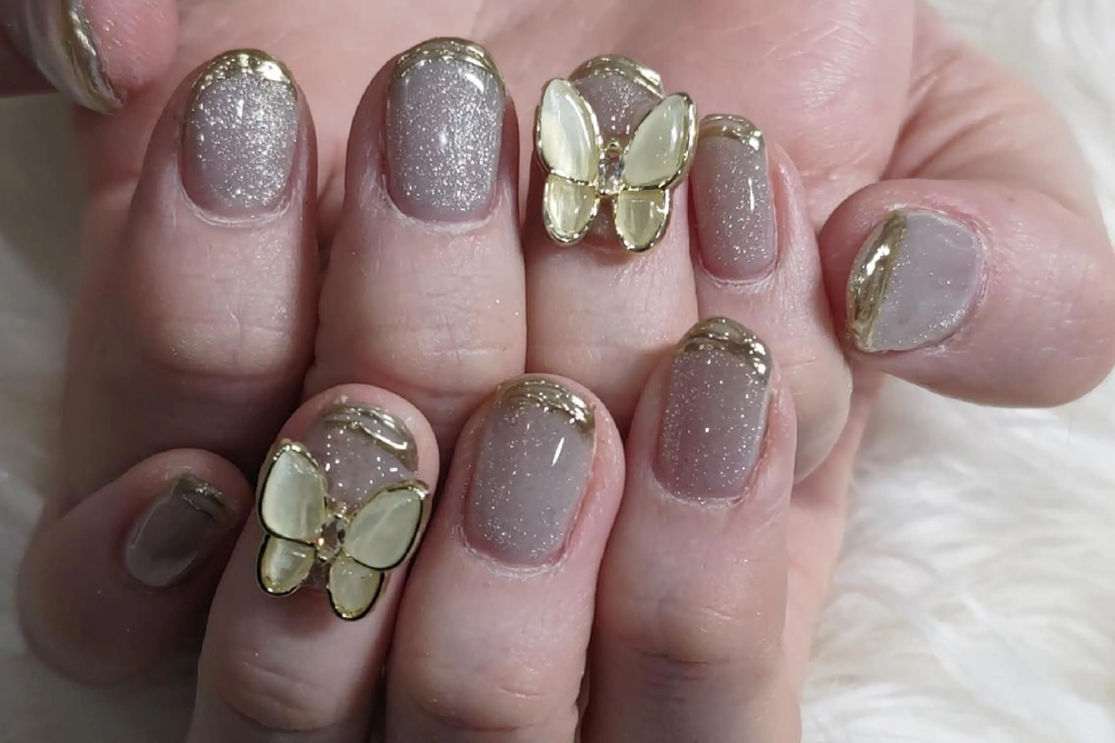 ハンドネイル U nail所属・高橋 千恵のネイルデザイン