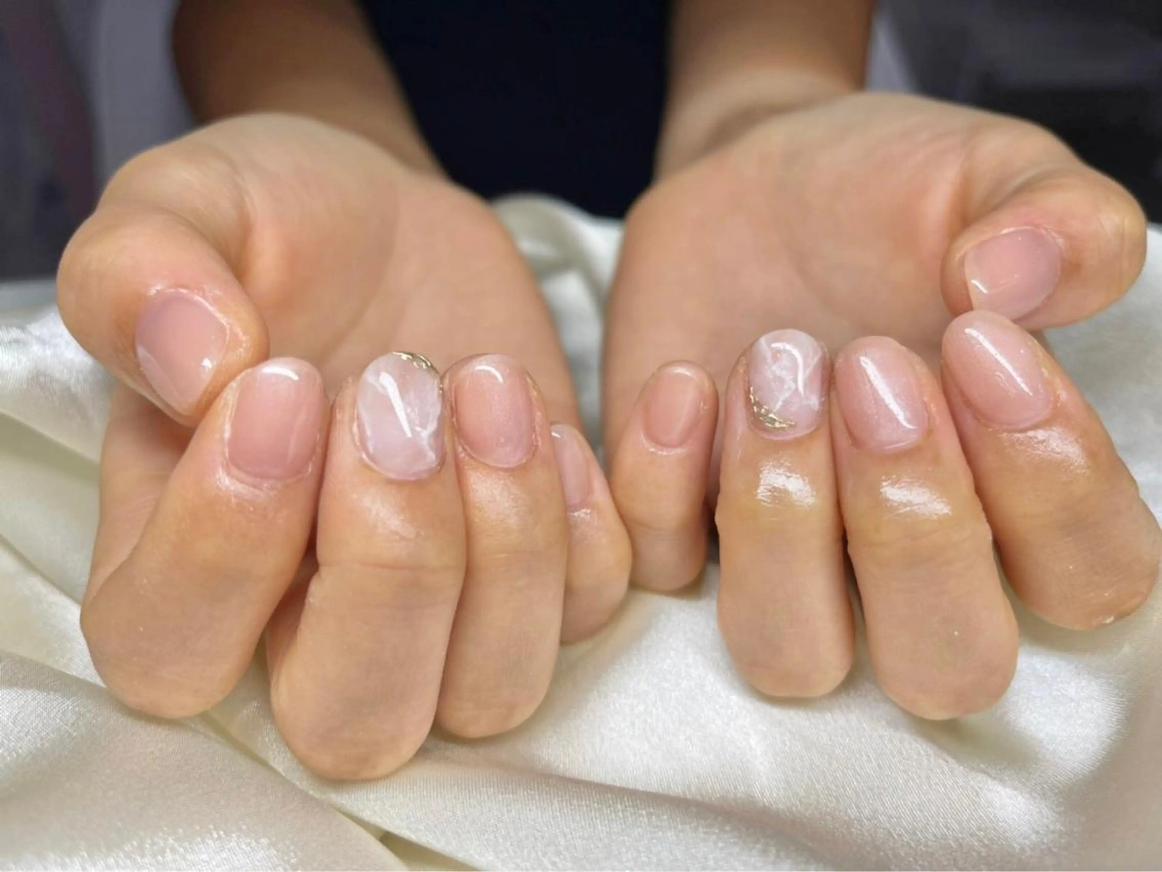 ネイル マツエク・マツパ アイブロウ 眉カラー 韓国風マツエク パリジェンヌラッシュリフト まつげパーマ ワンホンマツエク ハンドネイル Nail&eye Belire 新宿のネイルデザイン