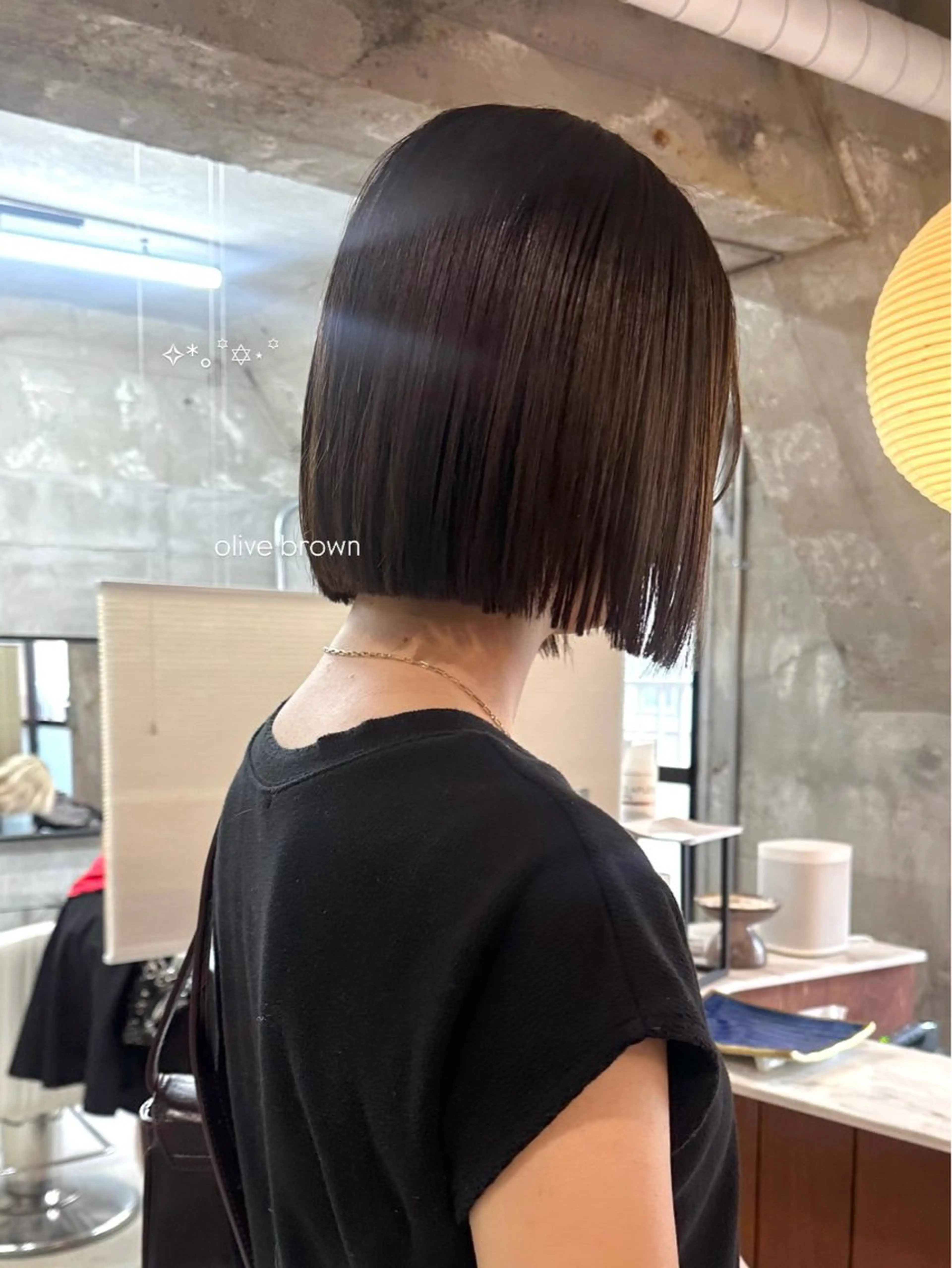 ショート カラー 暖色カラー/レイヤー 🌙 オノユリカのヘアスタイル