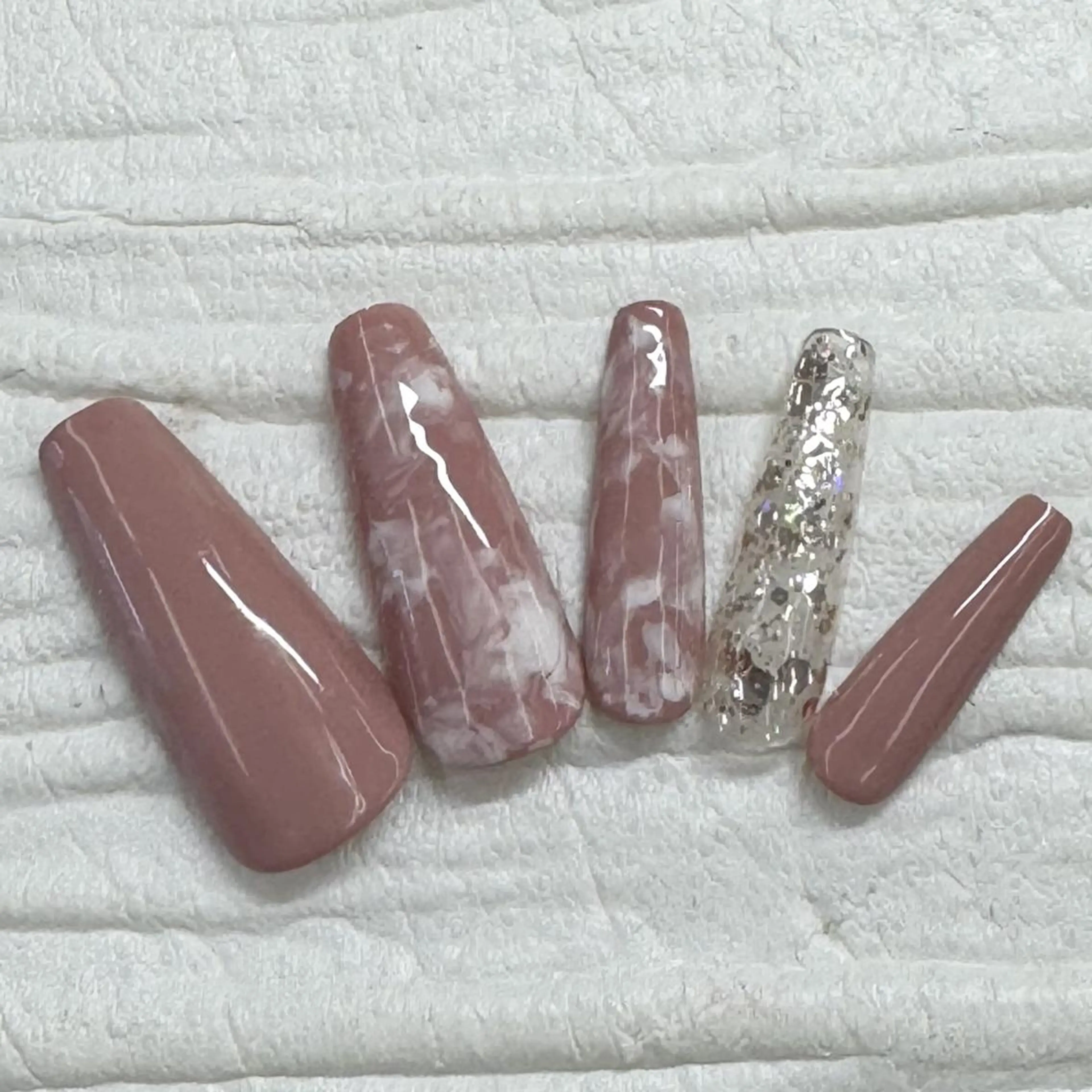 ネイル Nail salon Honey Beeのネイルデザイン