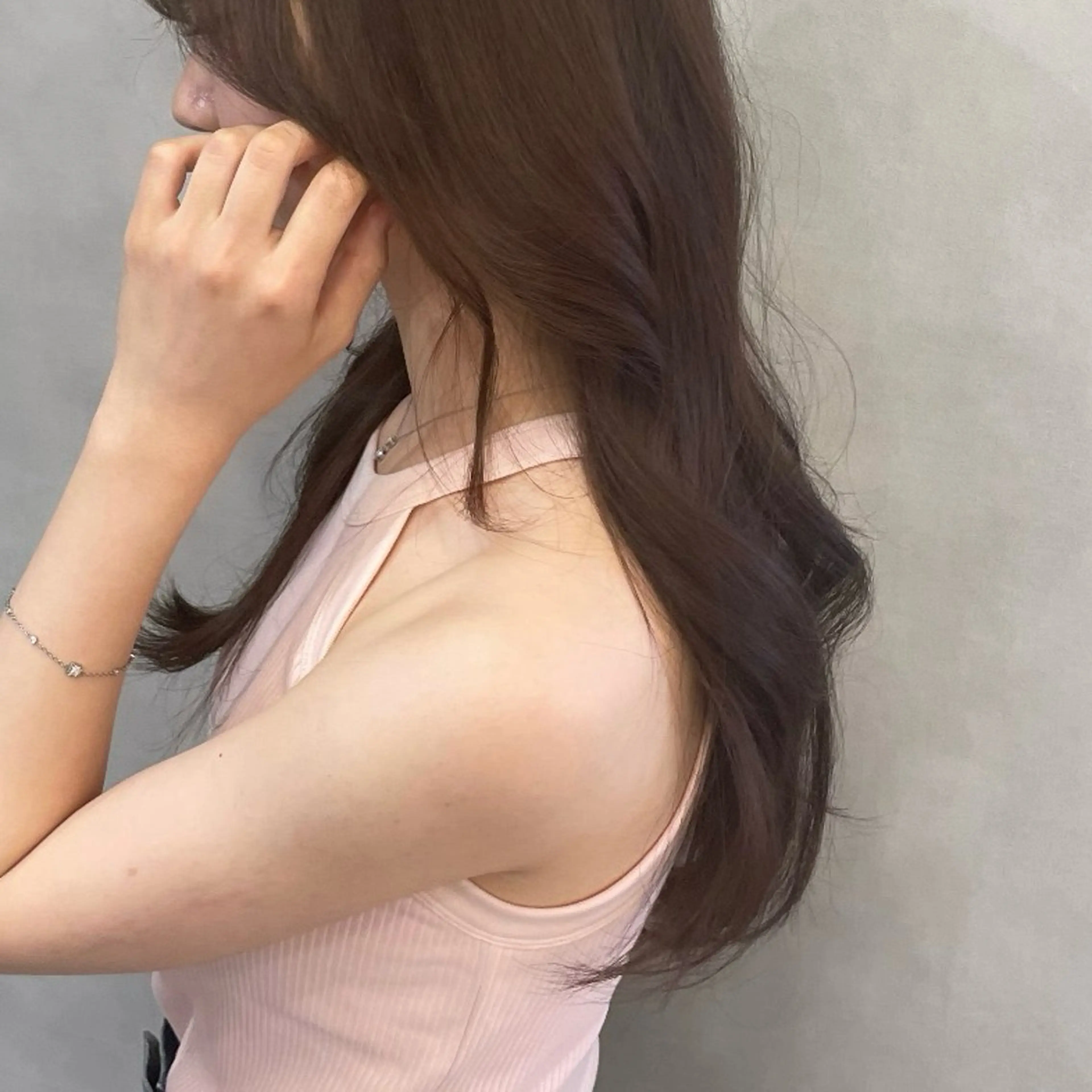 ロング カラー グレージュ レイヤーカット カット ヘアカラー Rui/透明感カラー 暖色/レイヤーカットのヘアスタイル