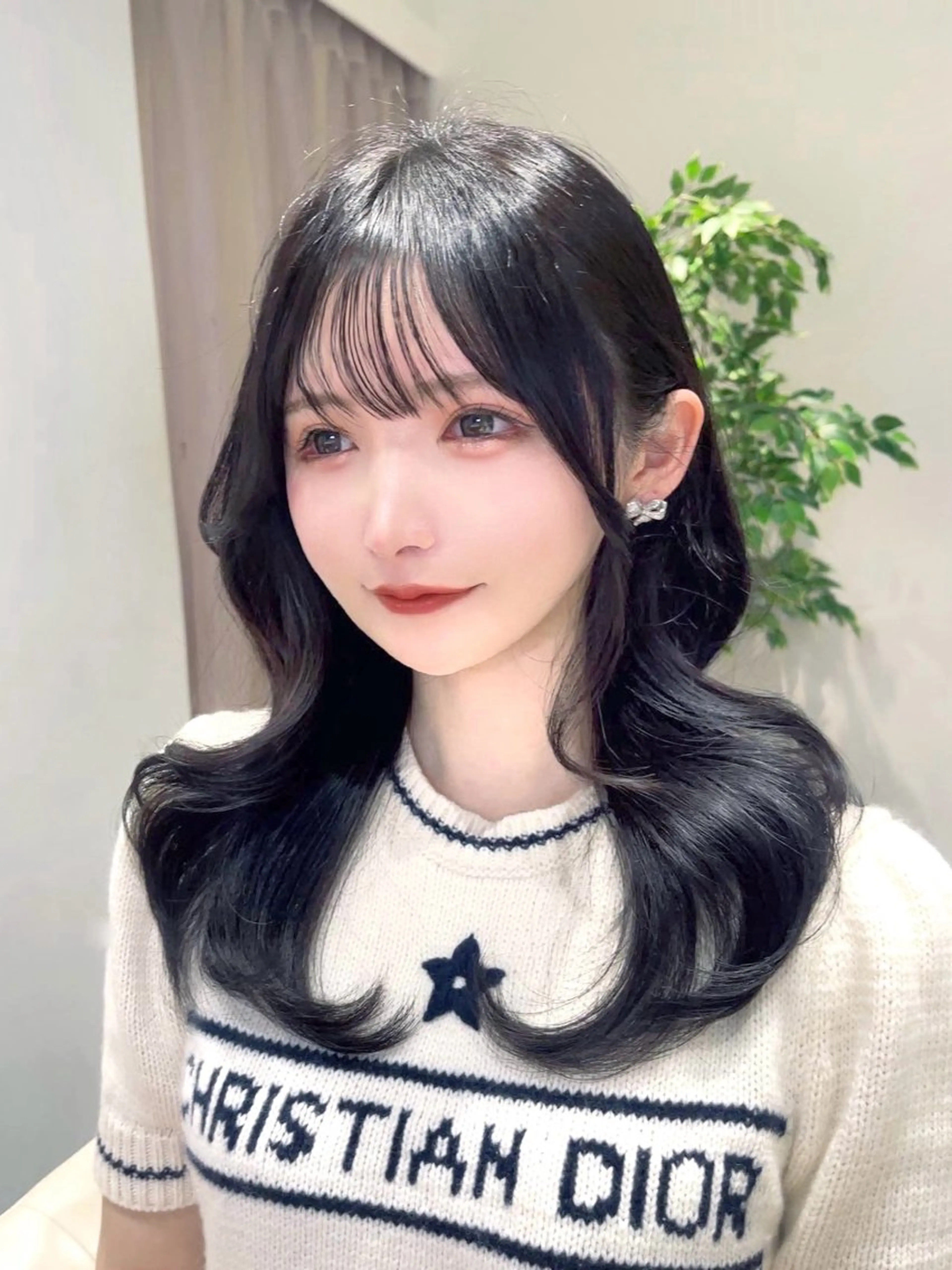 セミロング カラー カット ヘアカラー トリートメント ヘッドスパ ヘアセット 韓国ヘア/レイヤー/ 顔まわり/りょーとのヘアスタイル