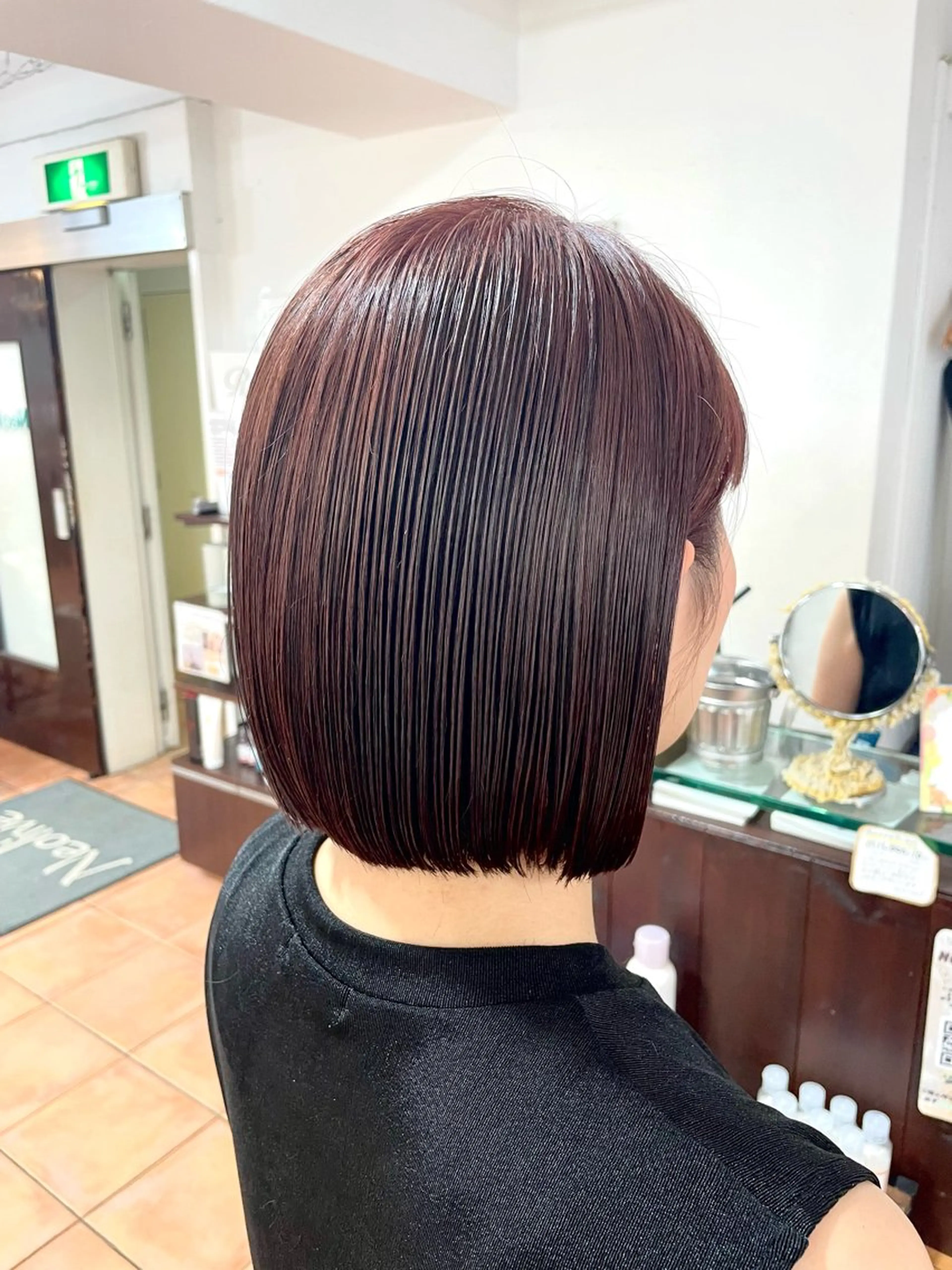 ショート カラー ボルドーカラー カット トリートメント 🦋透明感 艶カラー Rie🦋のヘアスタイル