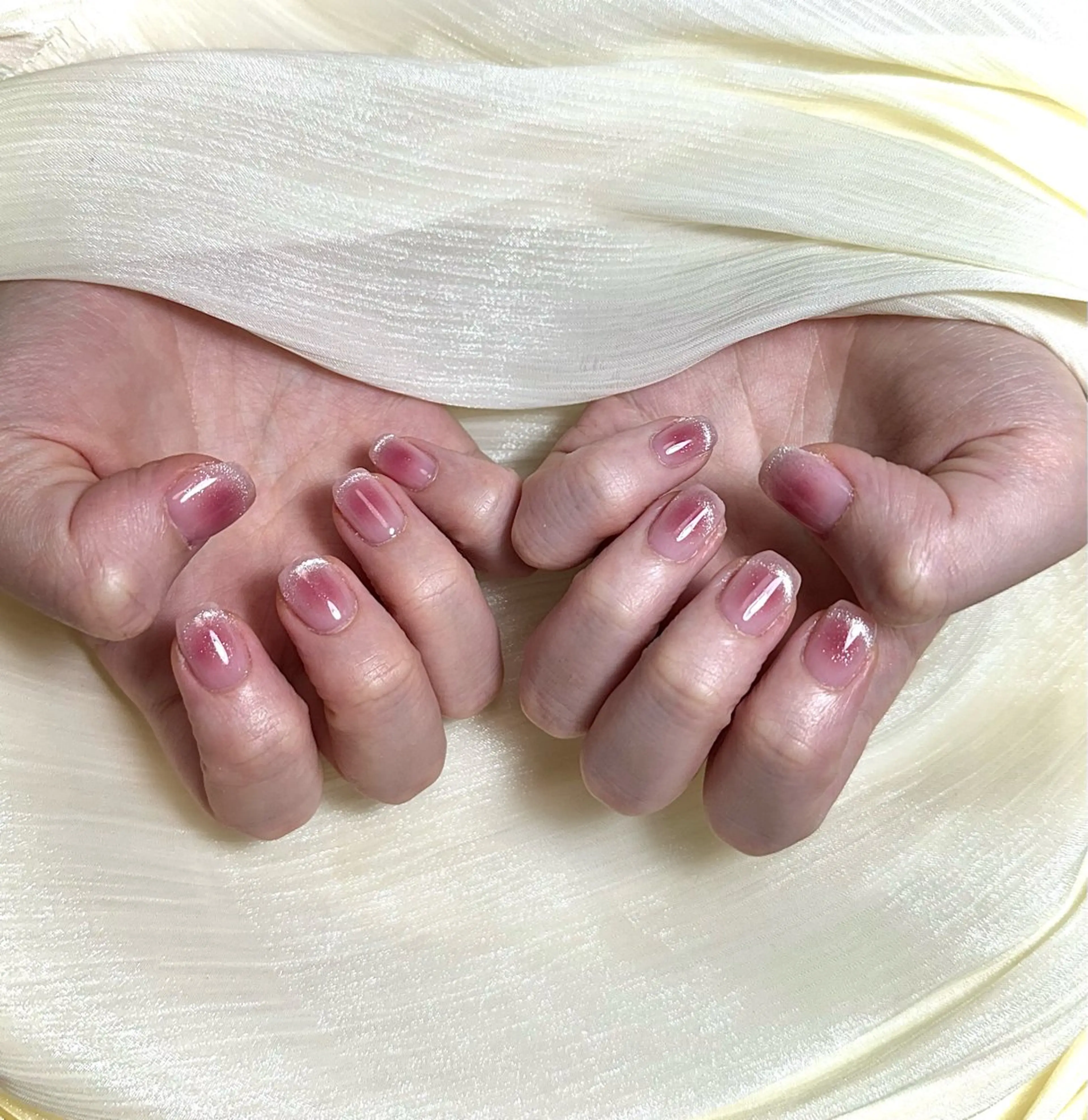 ネイル チークネイル ハンドネイル 🎀 NaNa_nailのネイルデザイン