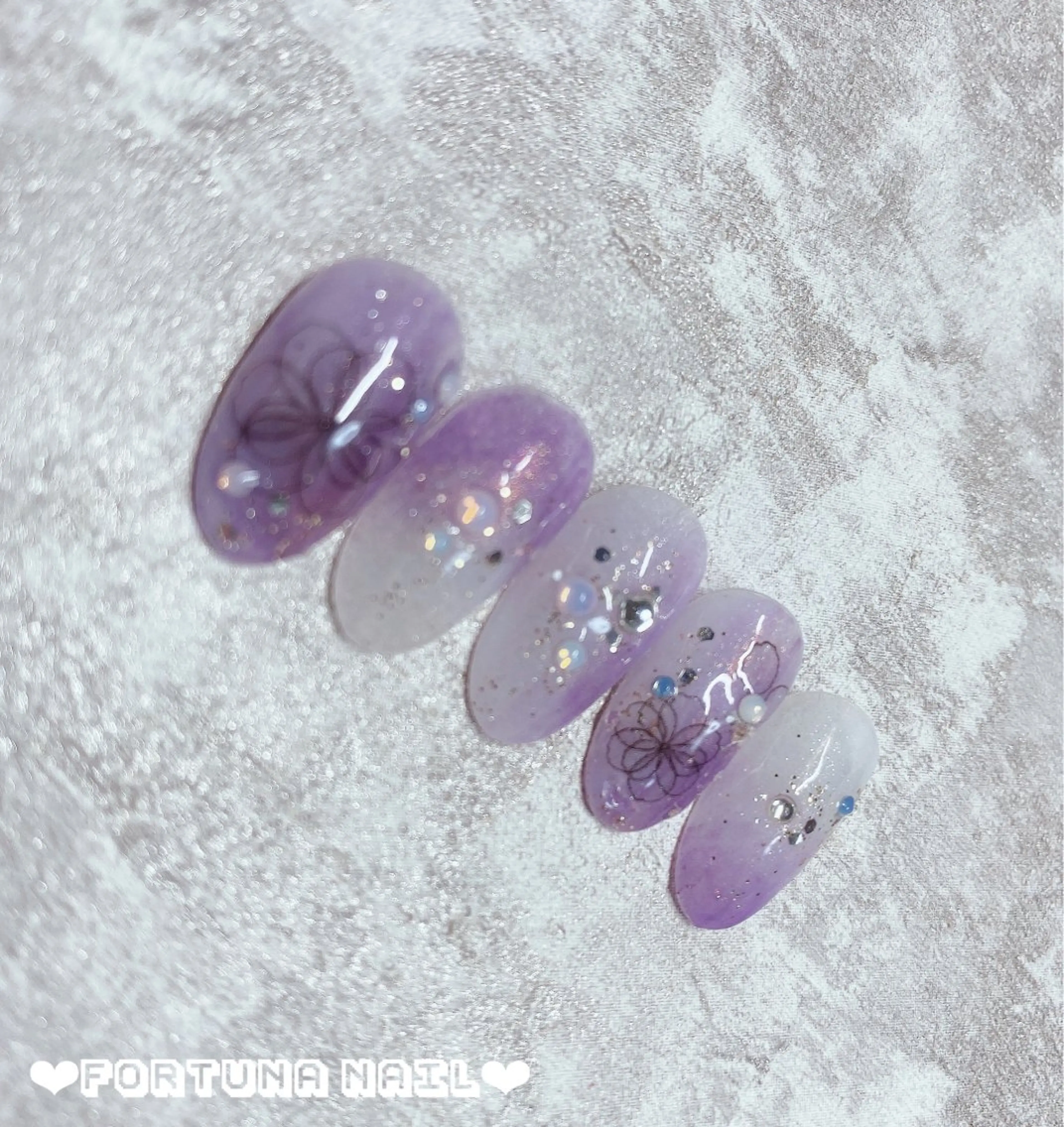 ネイル ハンドネイル ハンドケア Nail •Head スパFortunaのネイルデザイン