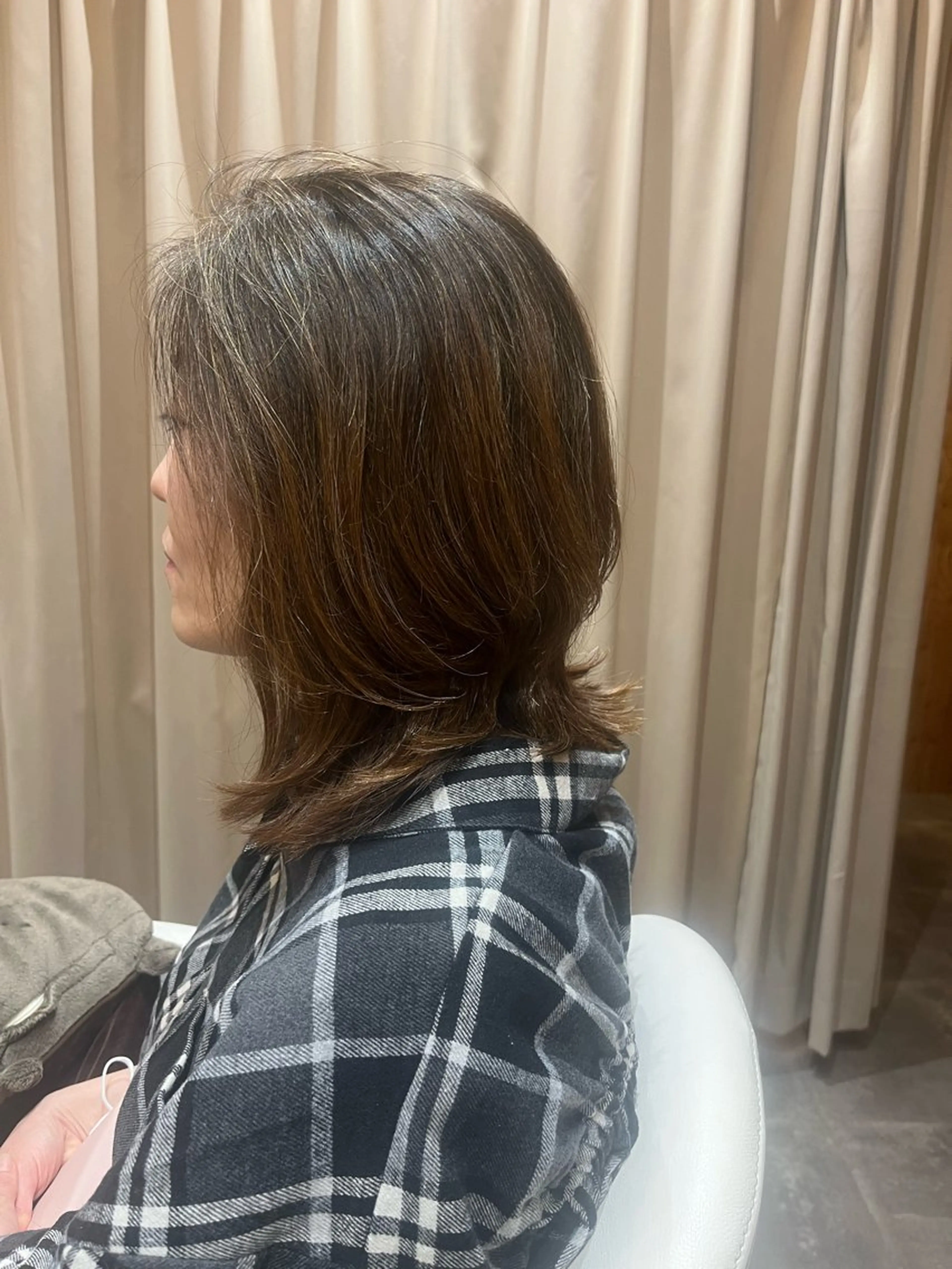ミディアム 佐藤 未来のヘアスタイル