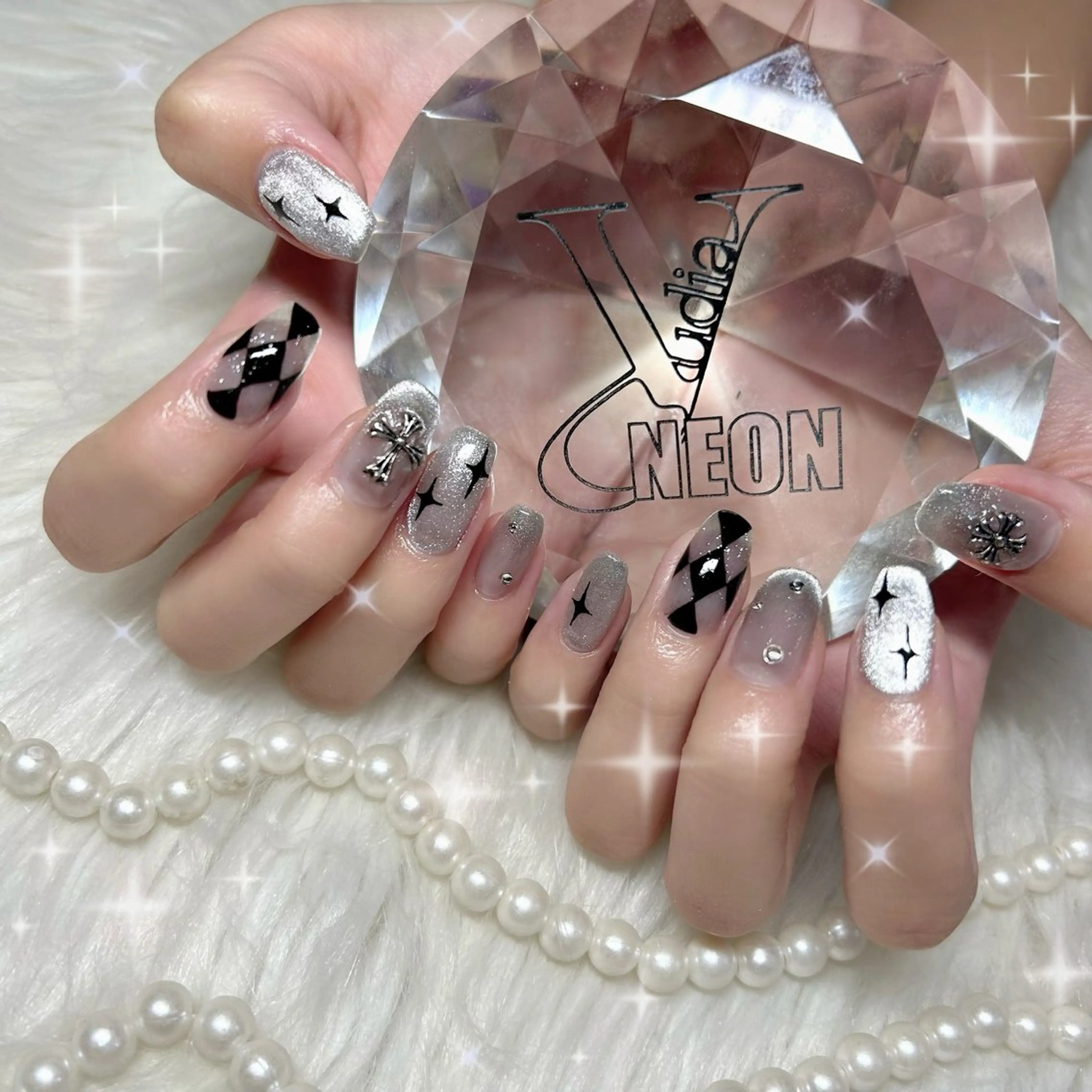 ネイル アートネイル élu by Noriko 前原のネイルデザイン