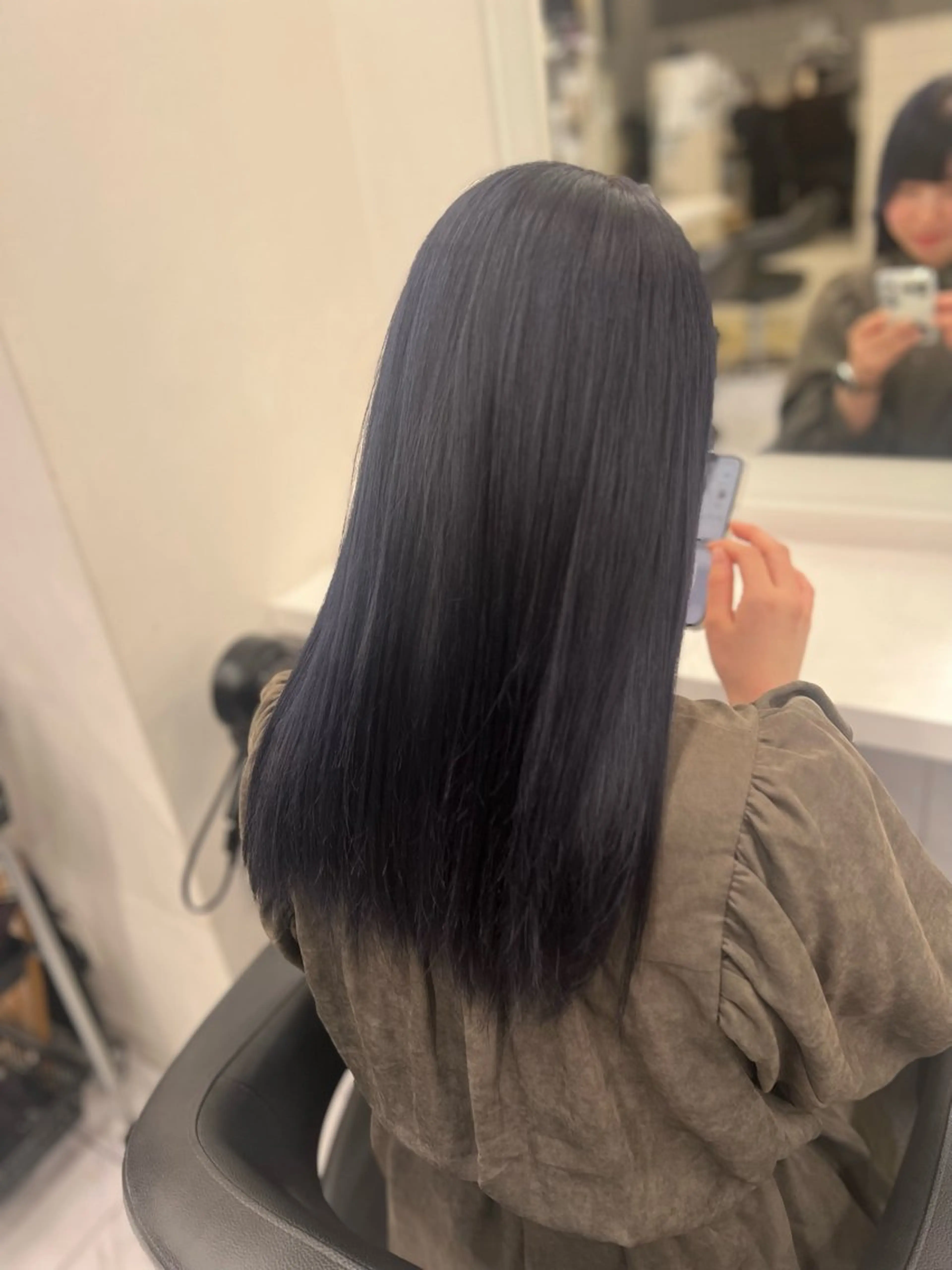 ロング カラー ヘアカラー トリートメント 韓国レイヤーカット /REIのヘアスタイル