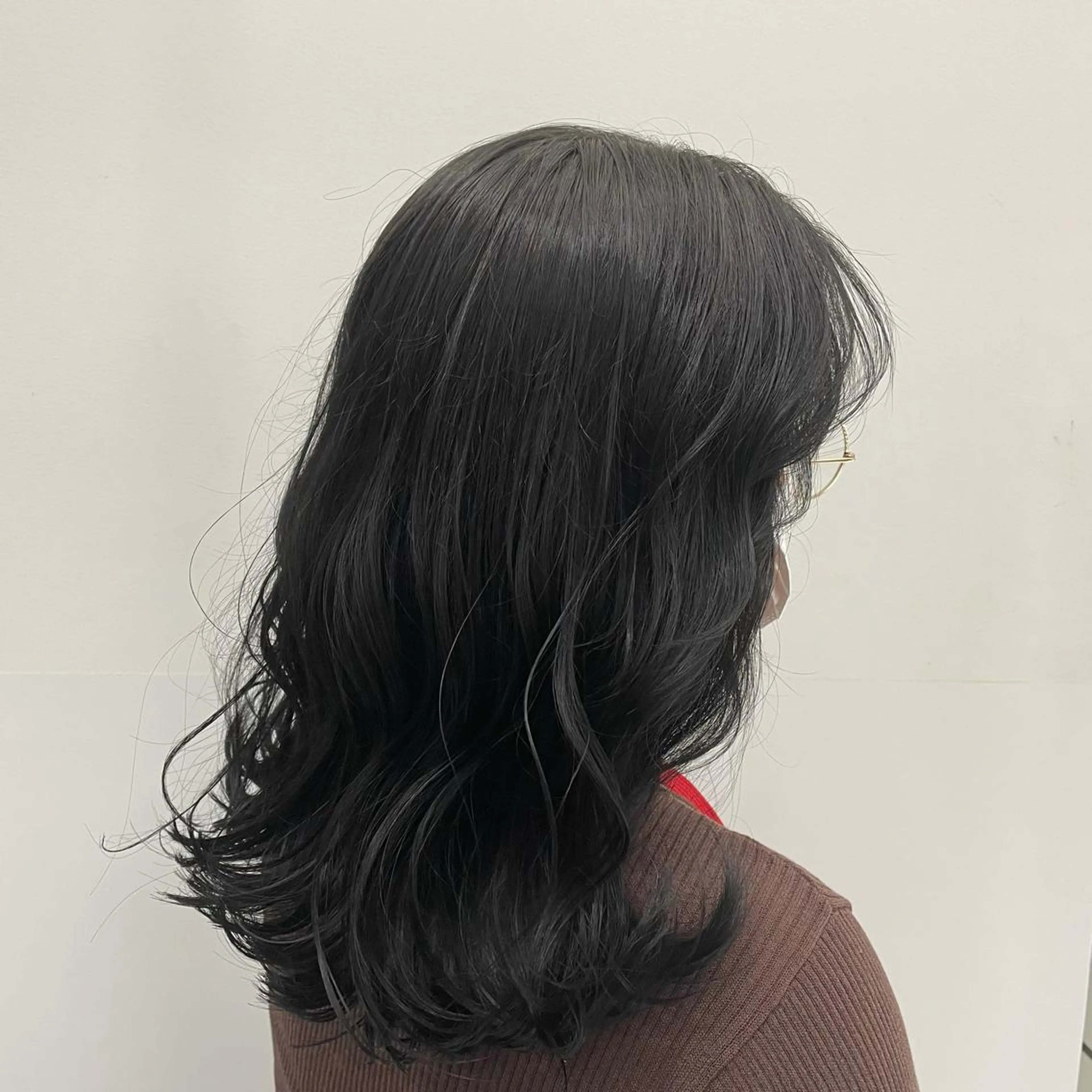 セミロング カラー ダークグレー 韓国風ヘア 今だけカット無料✨ 表参道美容師 井出光のヘアスタイル