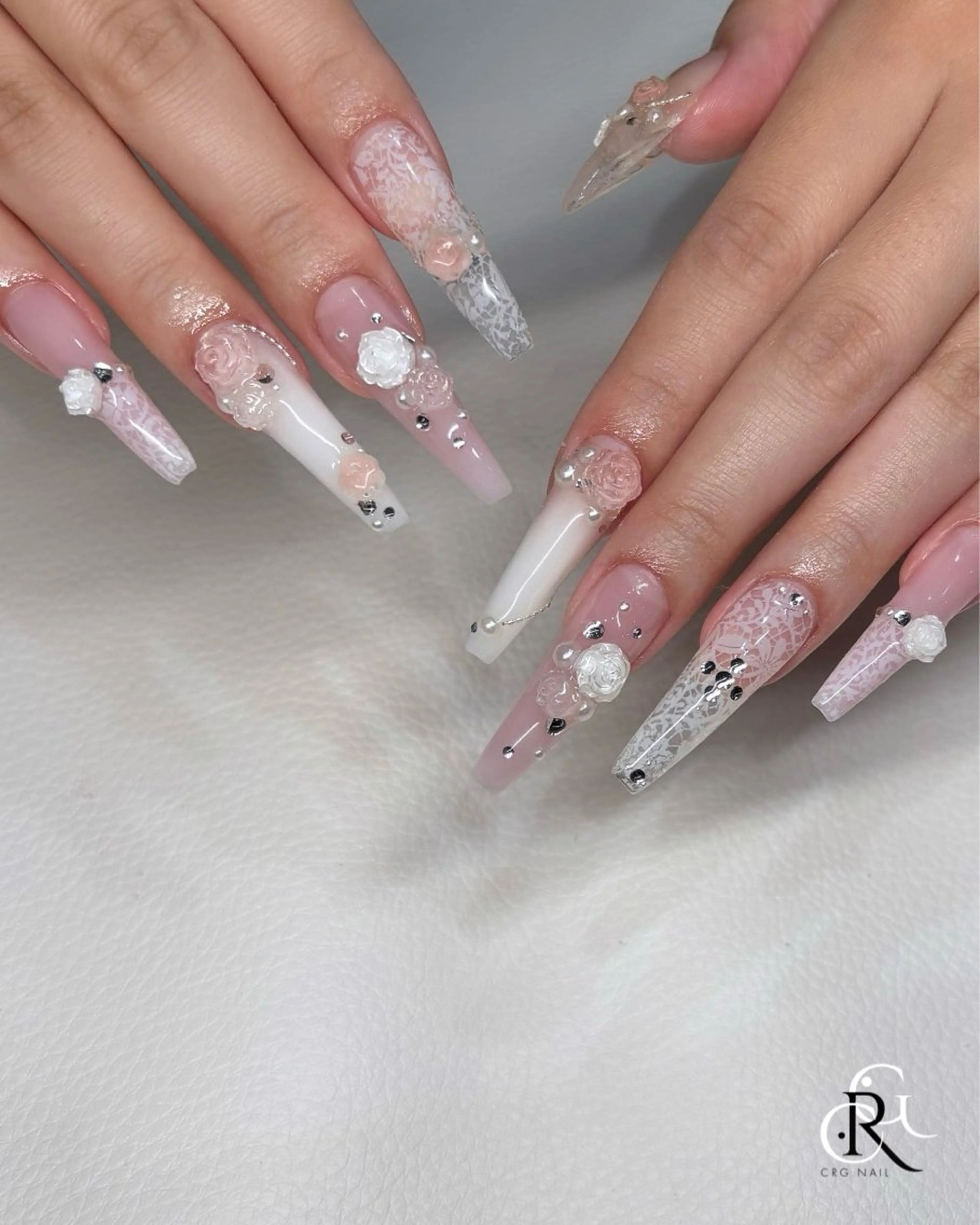 ネイル レース ハンドネイル CRGNAIL TOKOのネイルデザイン