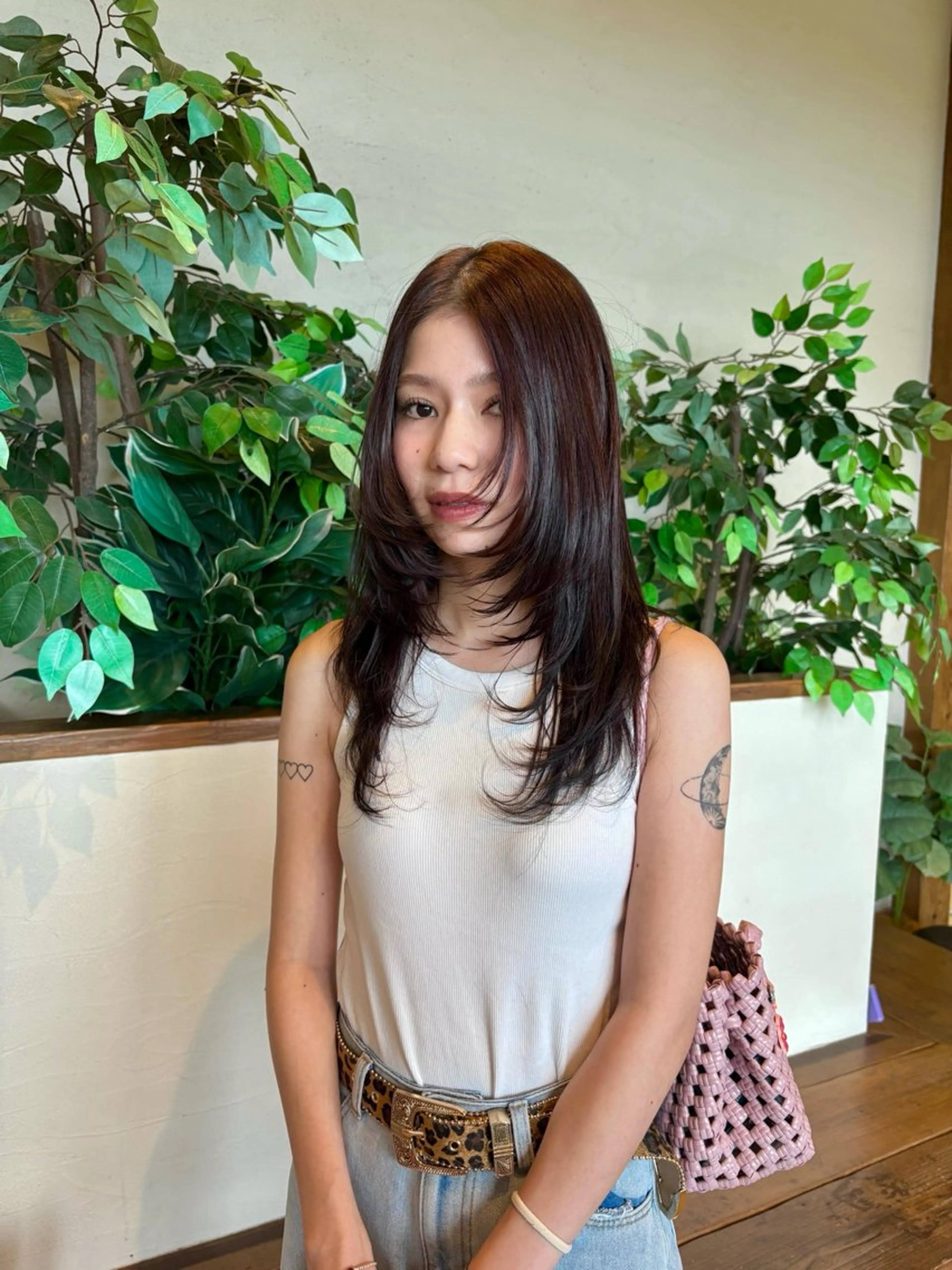 ロング ロングレイヤー レイヤーカット ロング Moana by HEADLIGHT 沖縄東崎店 【モアナ バイ ヘッドライト】所属・山口 南のヘアスタイル