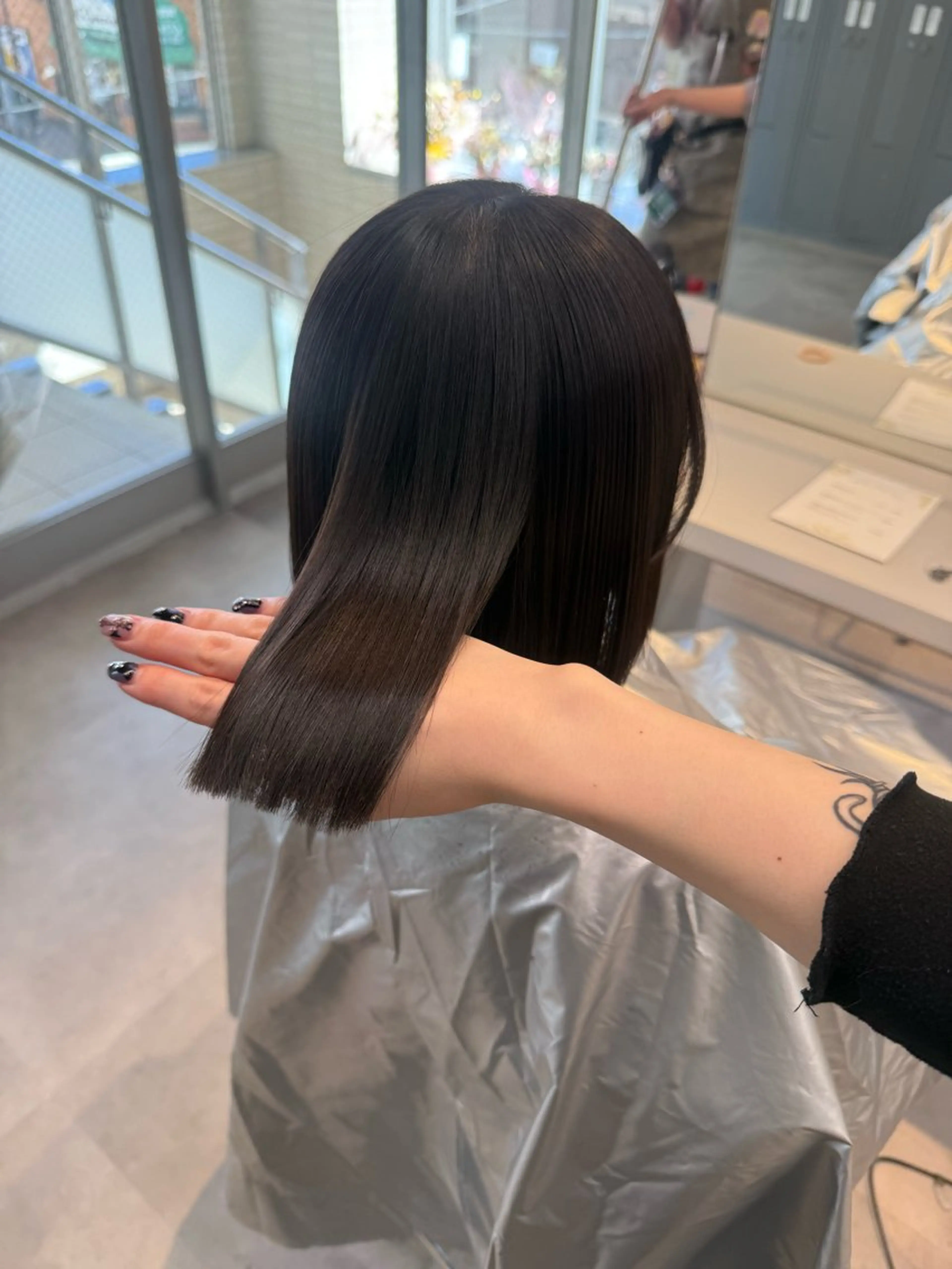 ショート ボブ 縮毛矯正 カット keen吉祥寺所属・keen吉祥寺🐆 レイヤー/NAO🩶のヘアスタイル