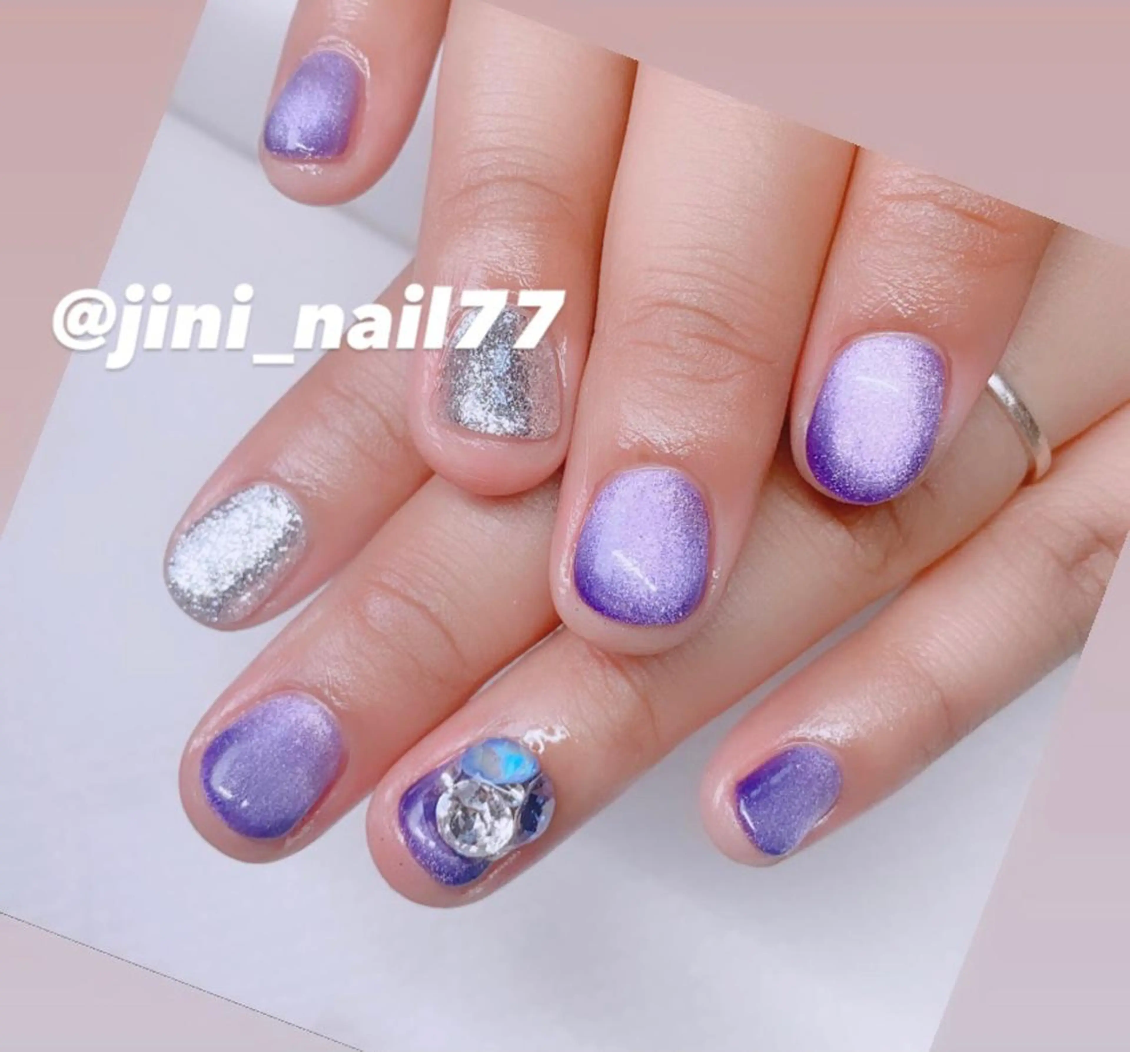 ネイル JINI NAIL所属・ジニ ネイルのネイルデザイン