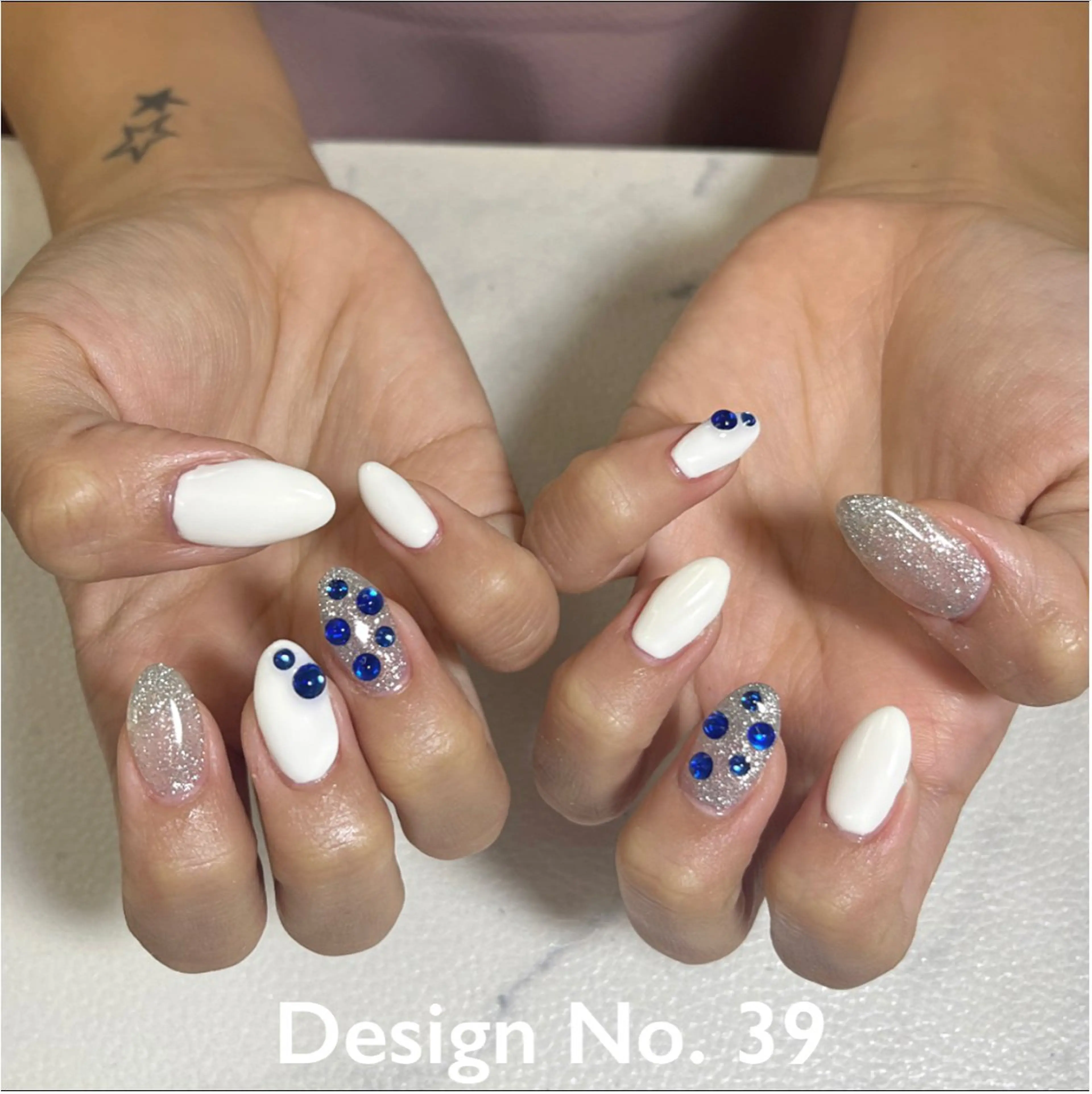 ネイル ྀིN AYAKO  ྀིのネイルデザイン