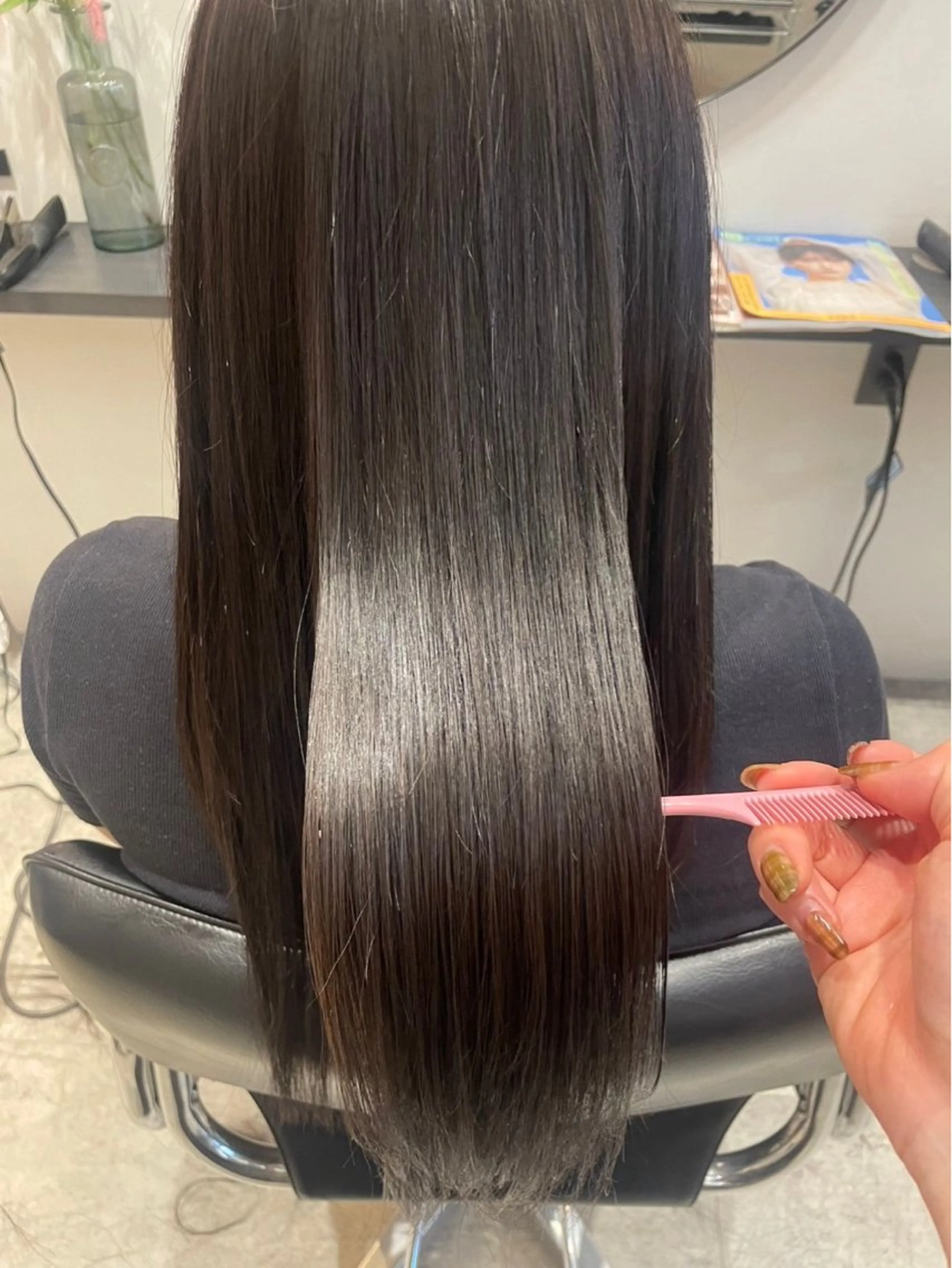 【🛁🪞ダメージを極限まで抑えた縮毛矯正💙】酸性ストレートの写真