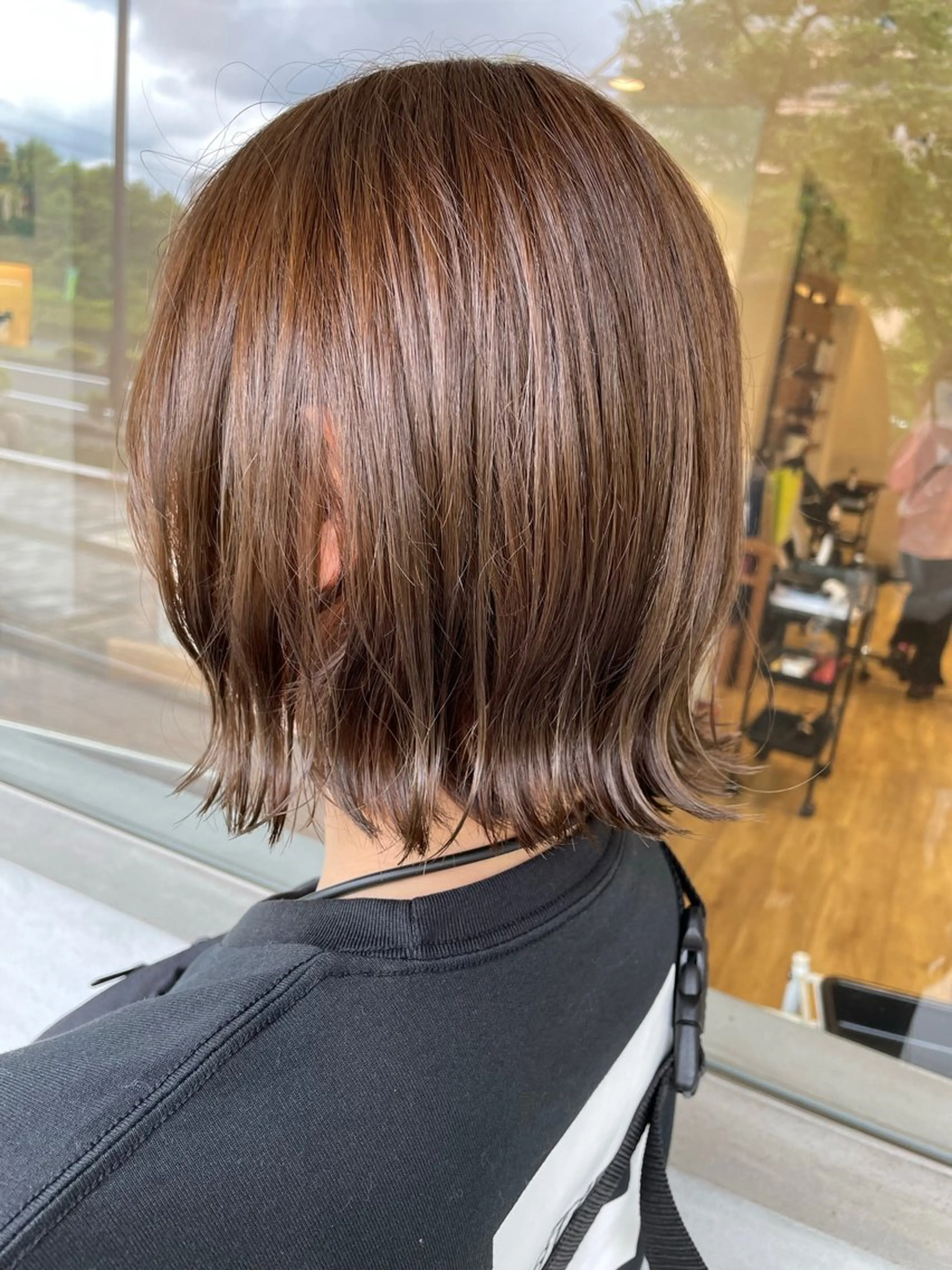 ショート 切りっぱなしボブ ボブ カット ヘアカラー 小森 樹奈のヘアスタイル