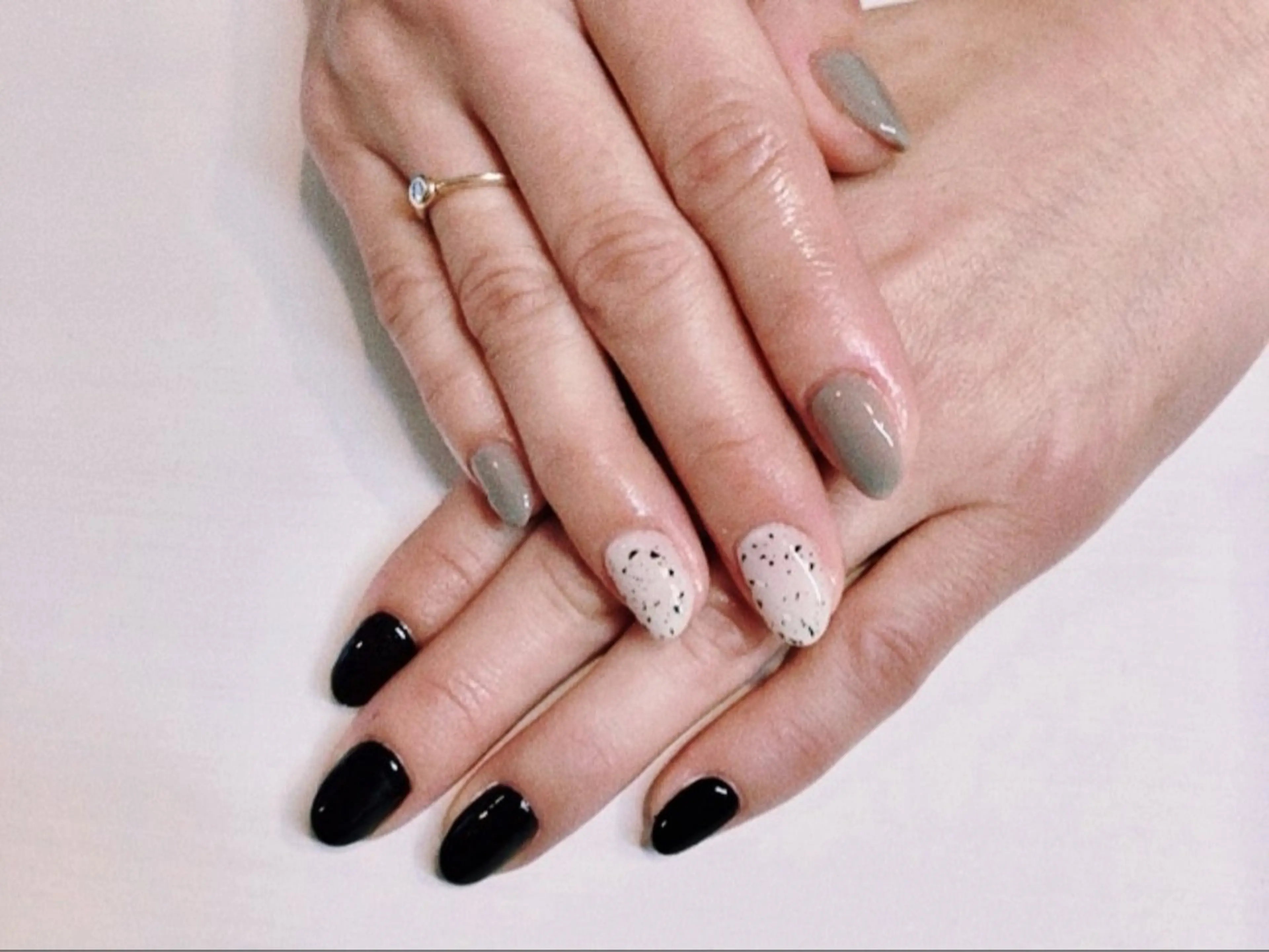 ネイル フットネイル ジェルネイル マグネットネイル ワンカラーネイル パラジェル ♾nail 恵美のマツエク・マツパデザイン