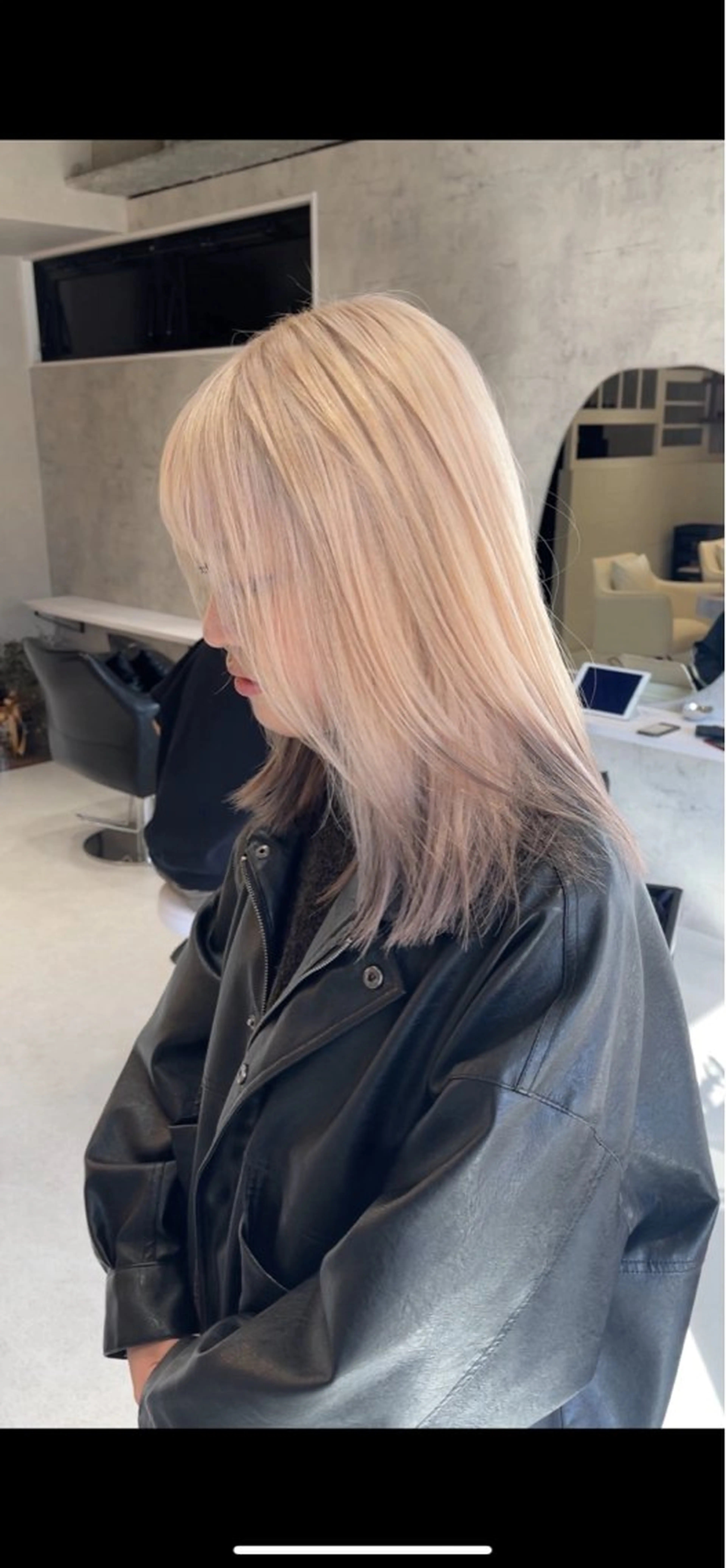 セミロング カラー 空【クウ】所属・【Chu】 ✨SERA✨のヘアスタイル