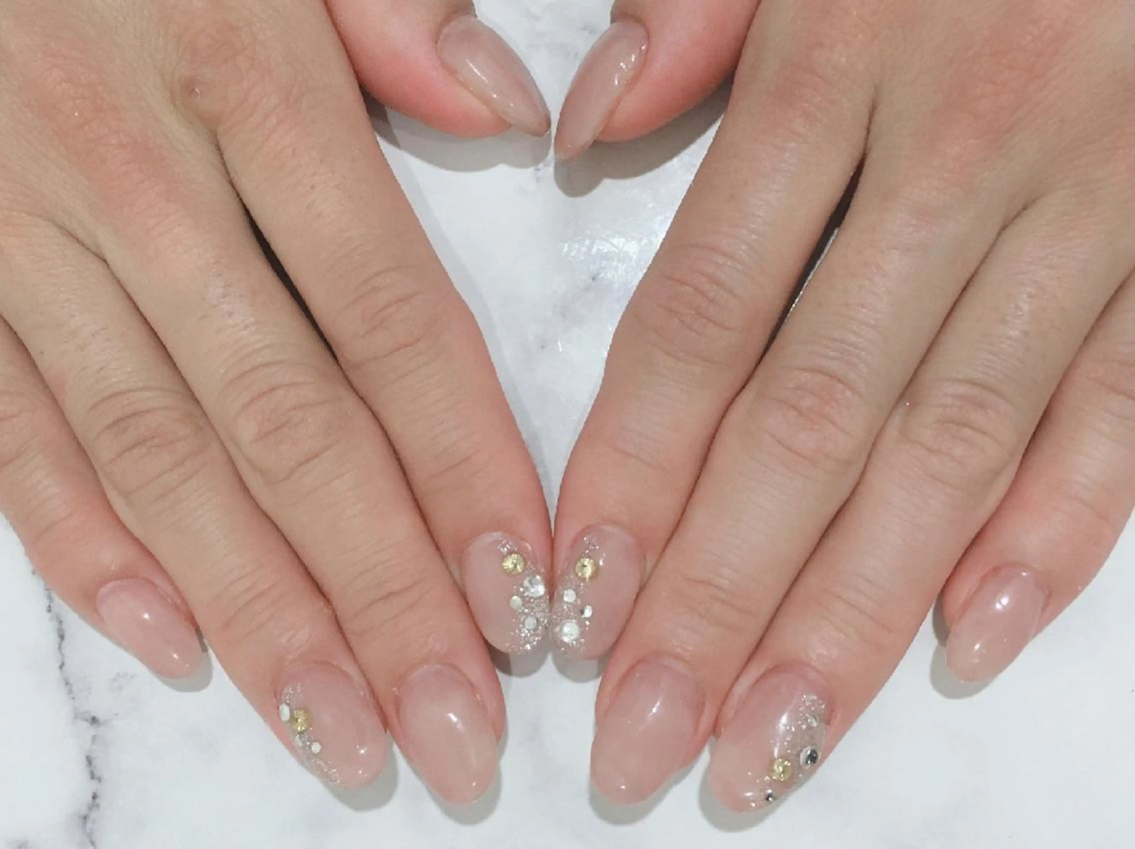 ネイル フラワーネイル シンプルネイル ネイル＆フラワーサロン〜Ri✦hiro〜鳥栖店所属・HIRATA RIEのネイルデザイン