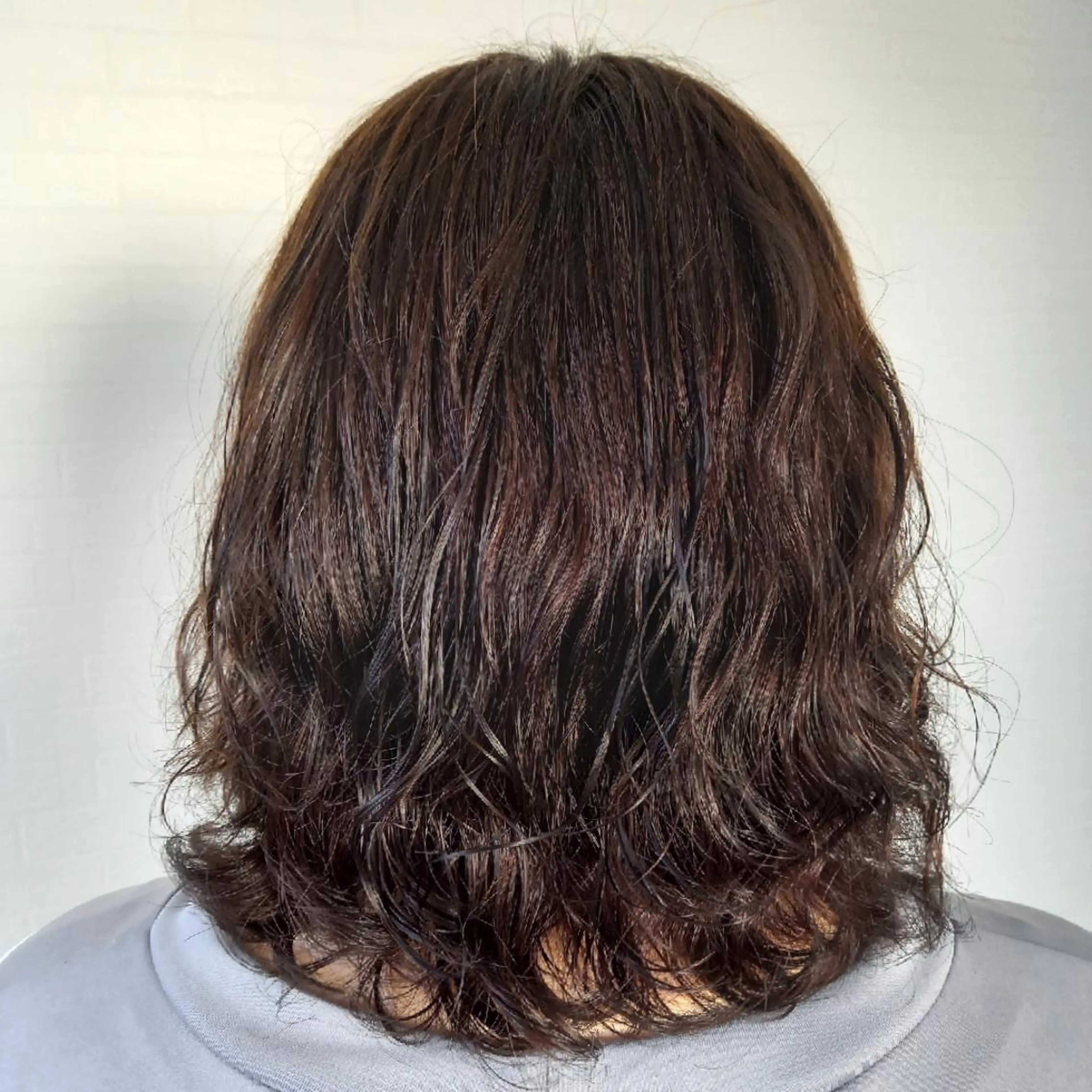 ミディアム パーマ ミディアムパーマ トリートメント カット パーマ 相馬 亜美のヘアスタイル