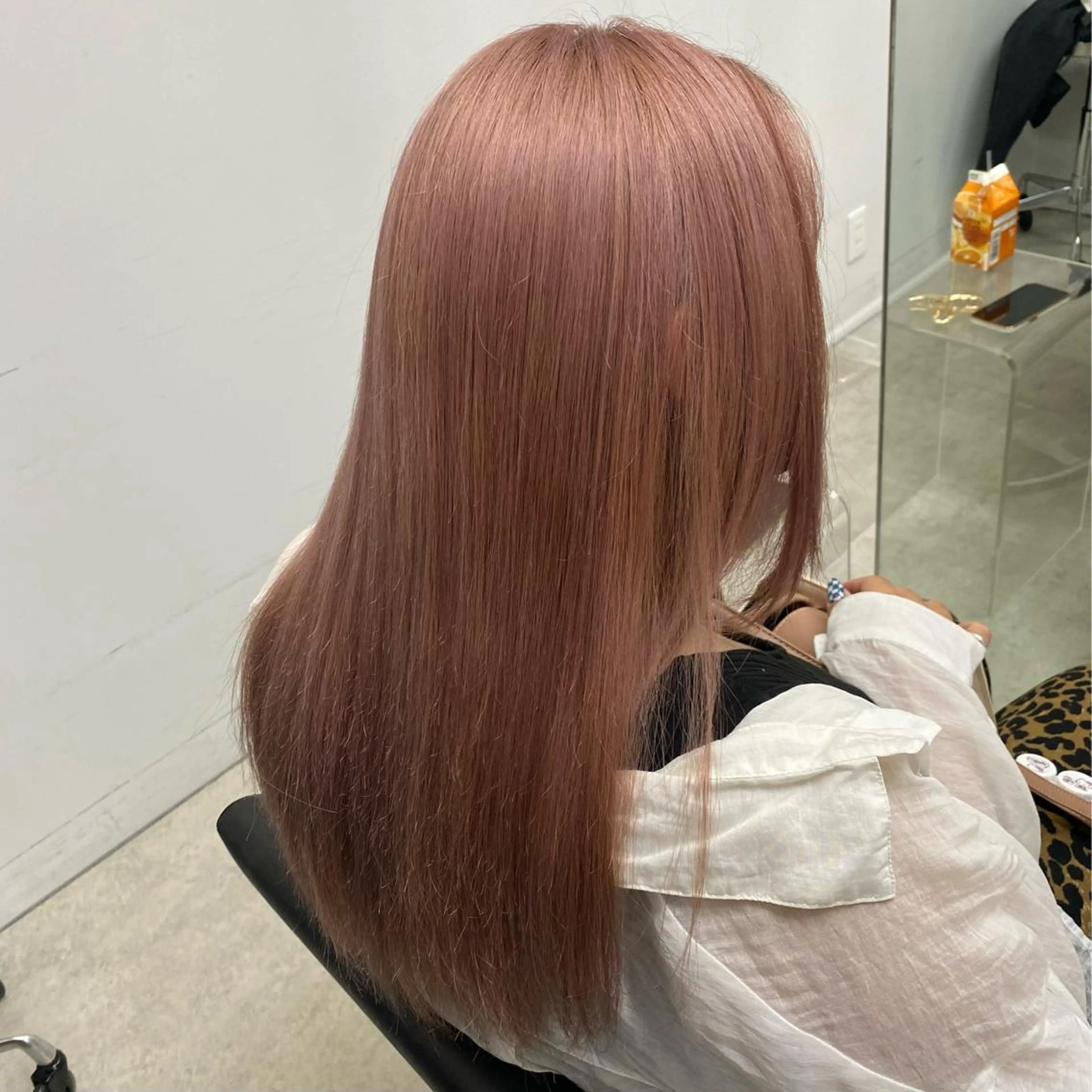 ロング カラー パーマ ヘアアレンジ メンズ キッズ ネイル マツエク・マツパ アイブロウ メンズバレイヤージュ メンズブリーチ メンズハイライト メンズインナーカラー メンズ韓国風 透明感ワンカラー梅田 ダブルカラー/川上のヘアスタイル