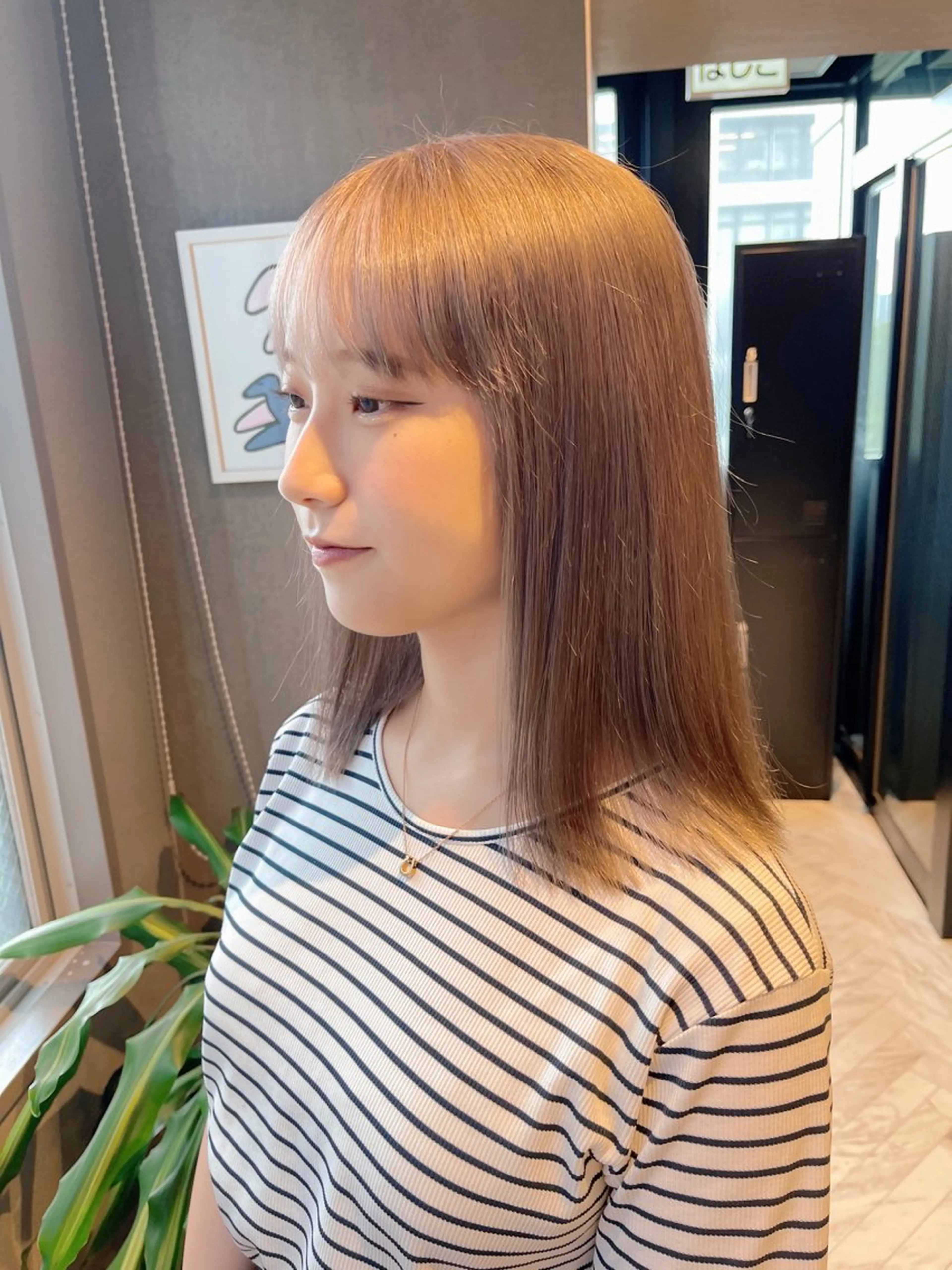 ミディアム カラー ベージュカラー ミルクティーベージュ ヘアカラー トリートメント 透明感カラー/艶髪/ エクステ/HIROのヘアスタイル