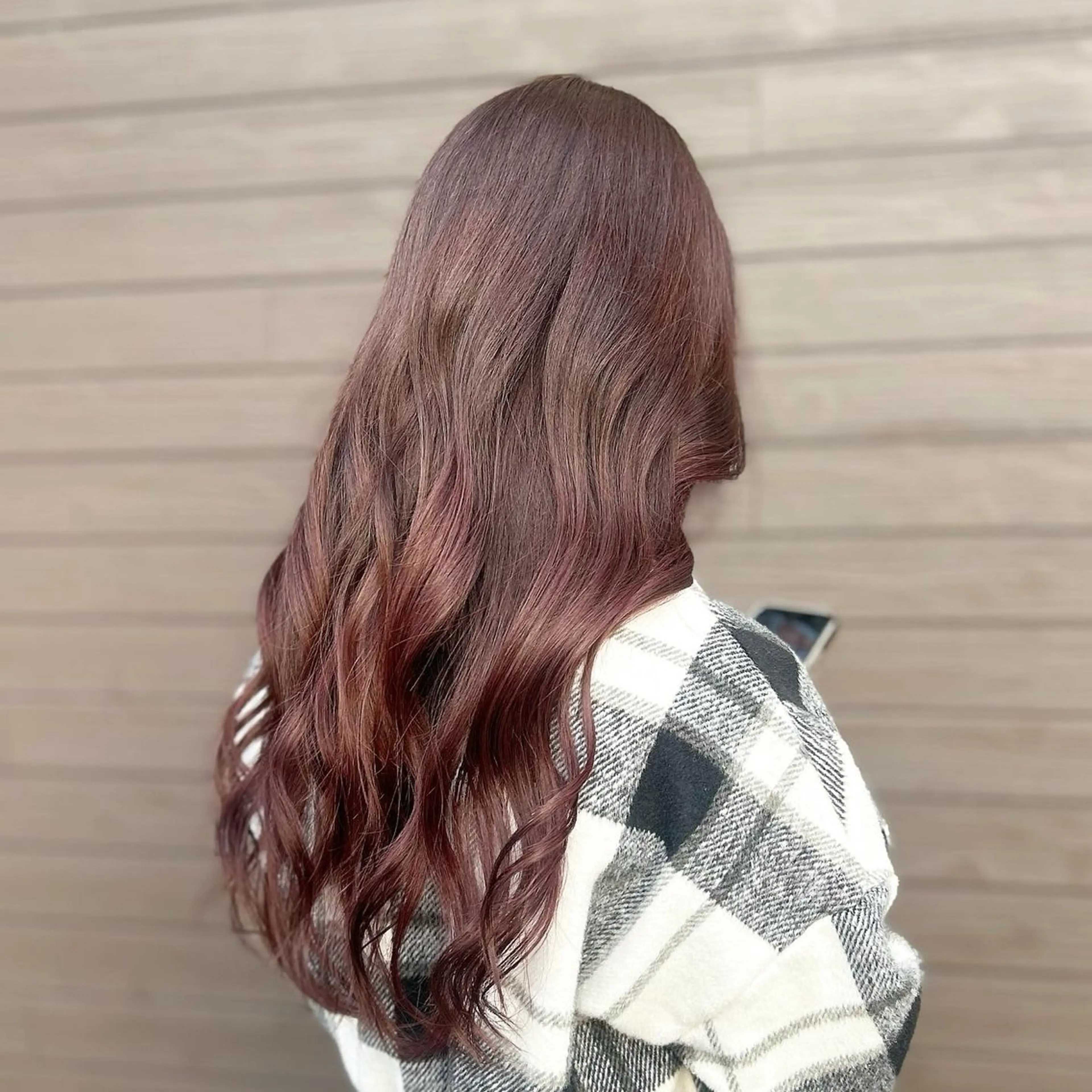 ロング カラー ヘアアレンジ ブラウンカラー ピンクカラー ピンクブラウン hair&make Rivia所属・🤍 minaのヘアスタイル