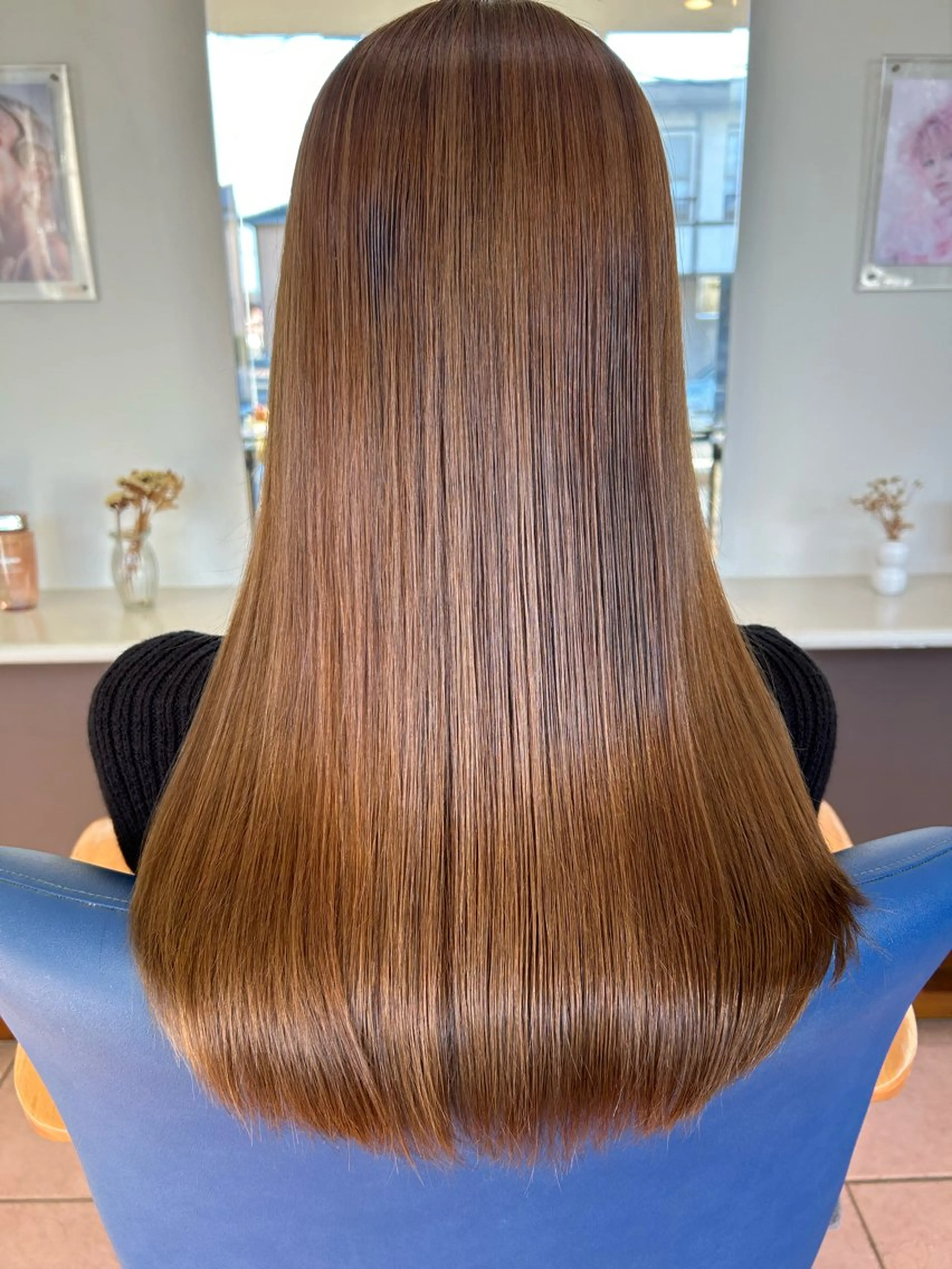 ロング カラー ベージュカラー 髪質改善 トリートメント カット ヘアカラー トリートメント attrice秋山 梨紗のマツエク・マツパデザイン