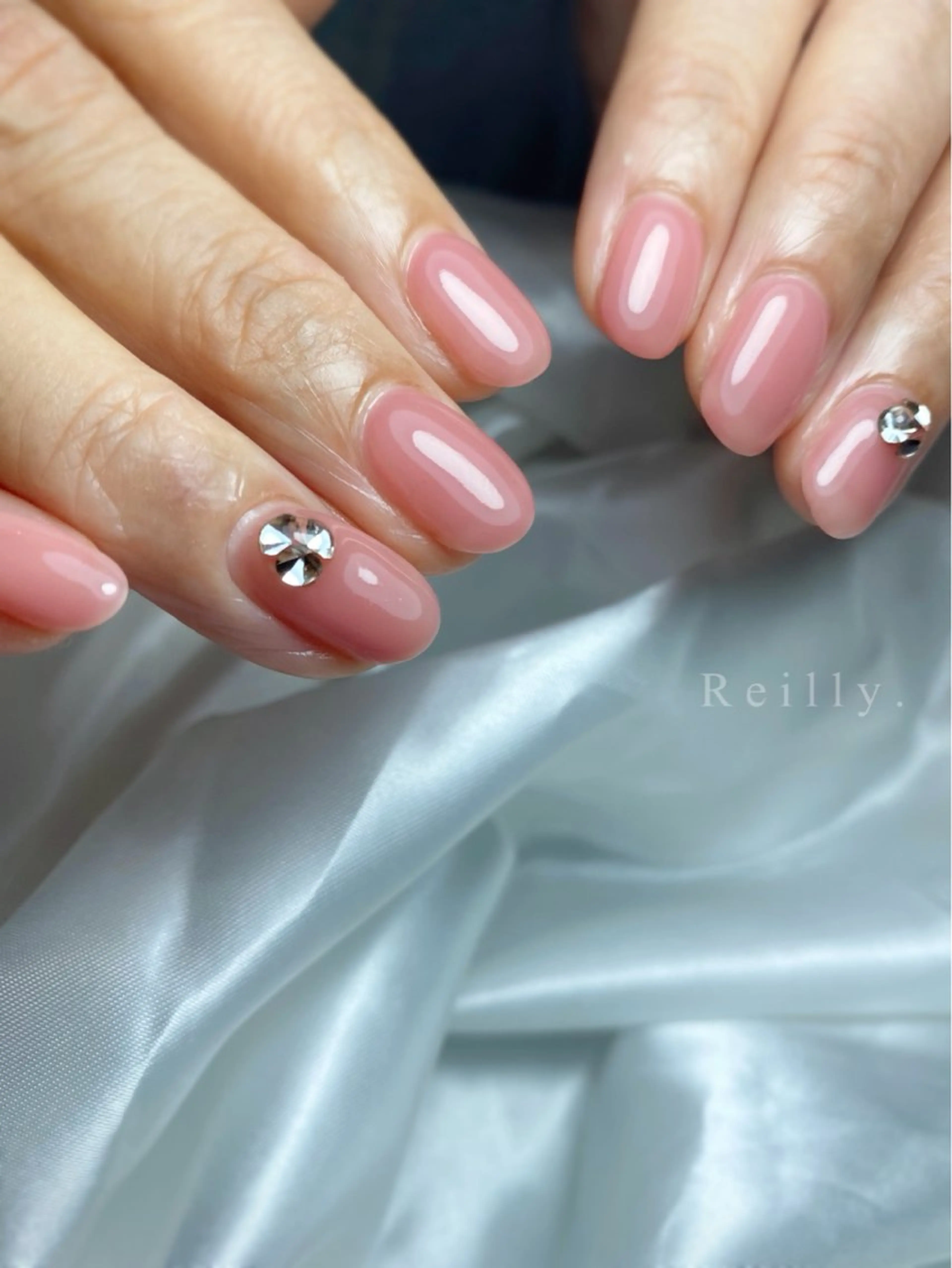 ネイル フラッシュネイル フレンチネイル ジェルネイル グラデーション ラメ(グリッター) REILLY.　private nail salon所属・Marina 《REILLY.》のネイルデザイン