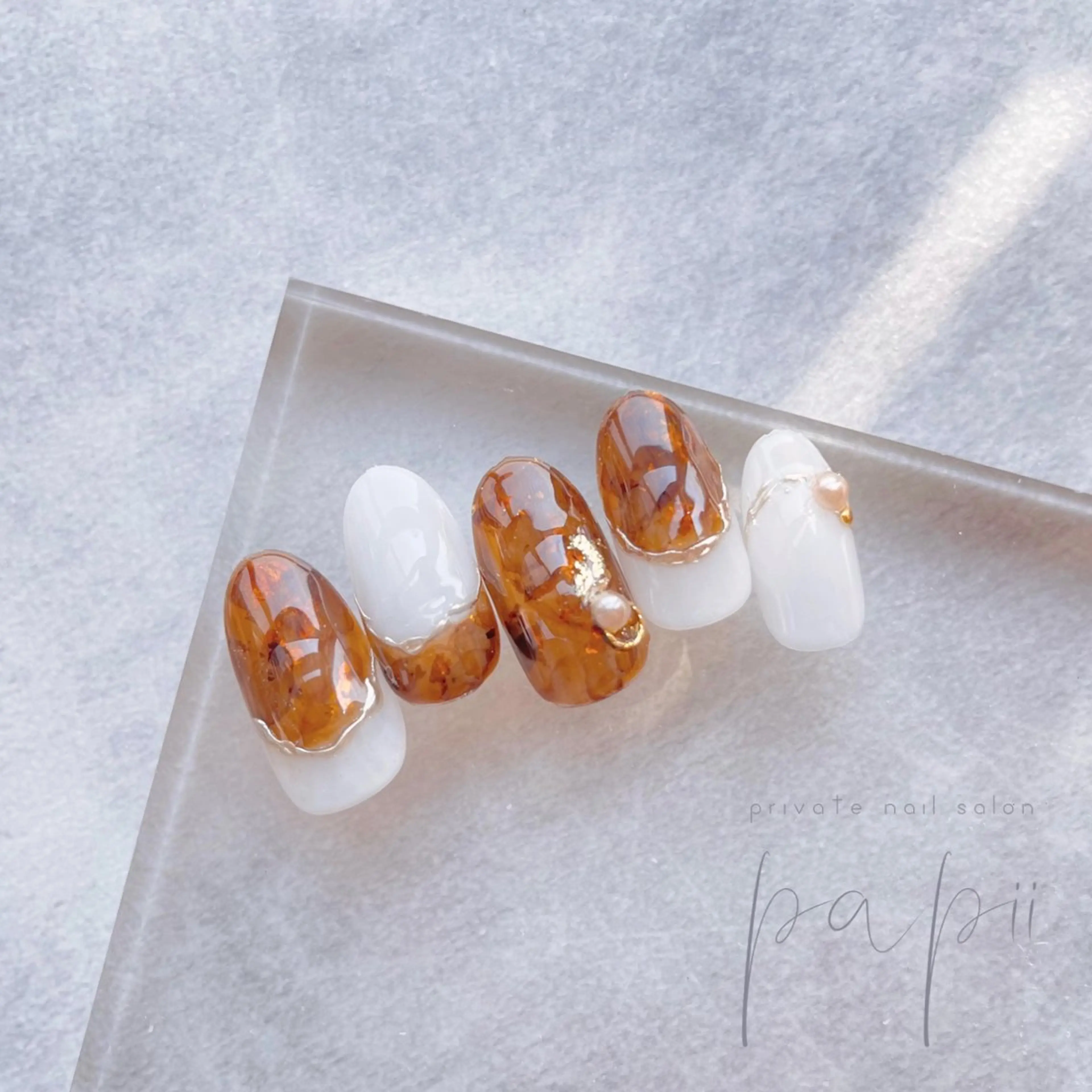 ネイル アートネイル べっ甲ネイル ハンドネイル private nail salon papii所属・papii☆ kurodaのネイルデザイン