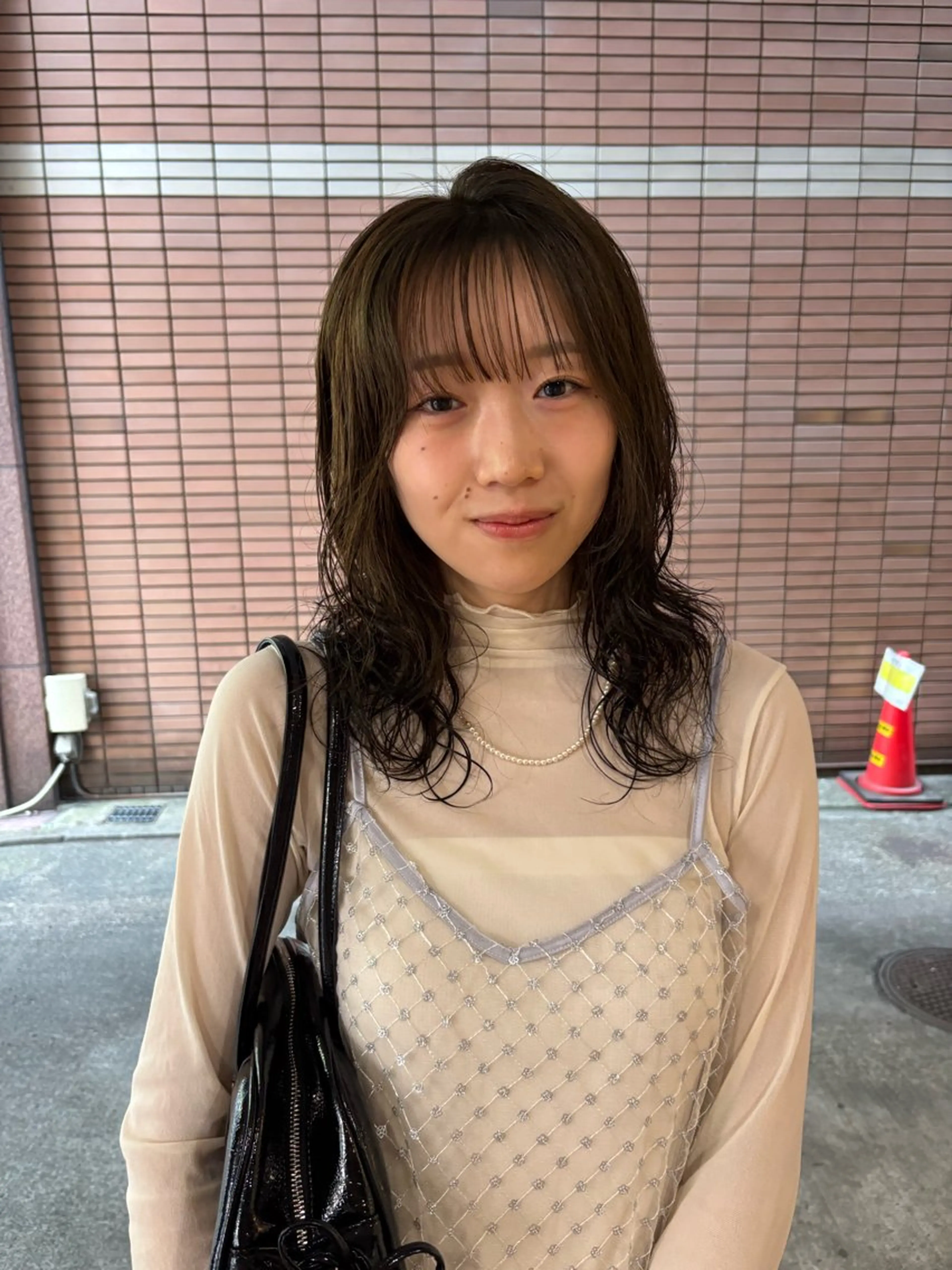 セミロング behive  駅前店所属・菊地 桃花のヘアスタイル