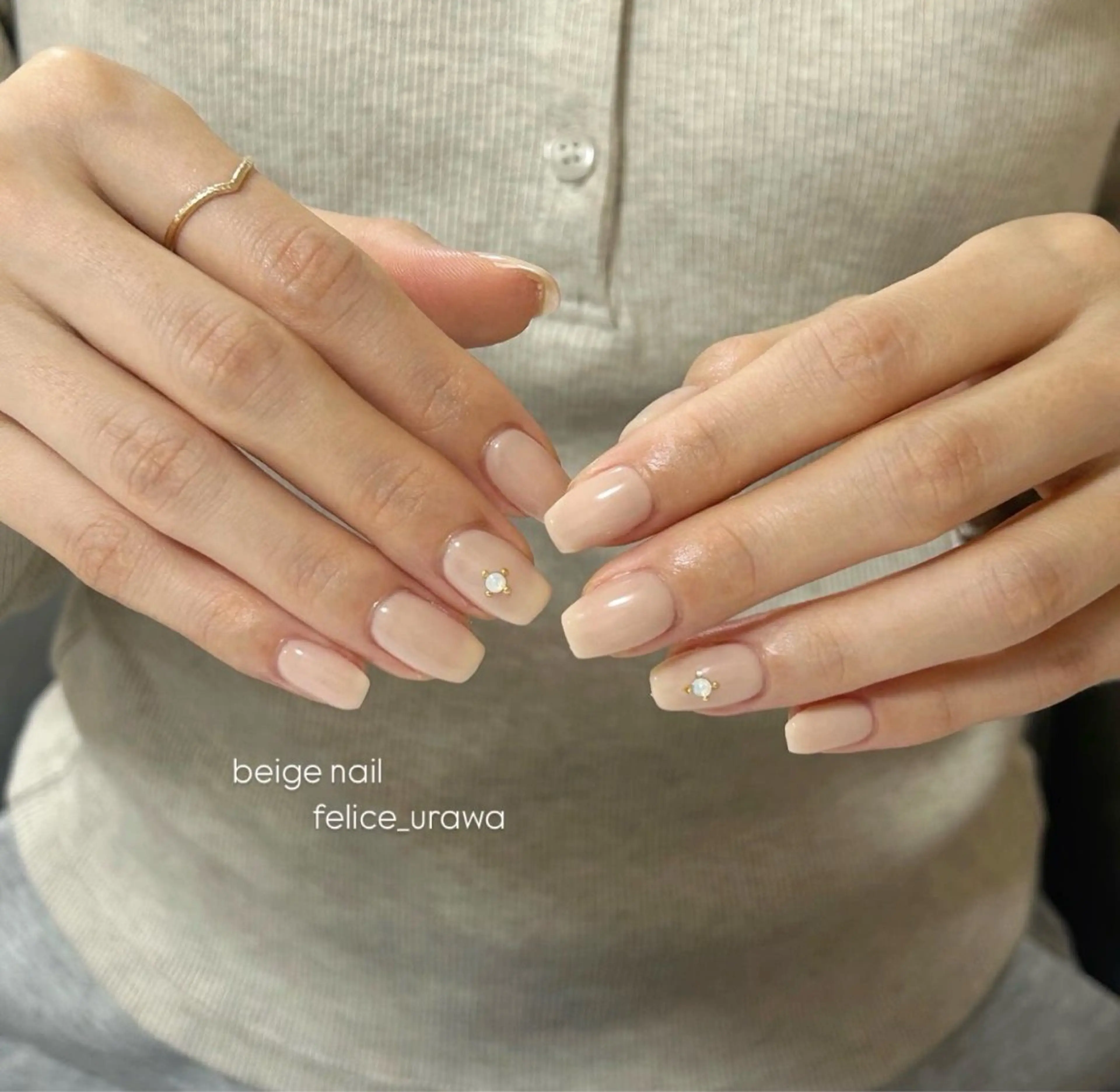 ネイル オフィスネイル ワンカラーネイル シンプルネイル ハンドネイル KANA  ︎︎のネイルデザイン