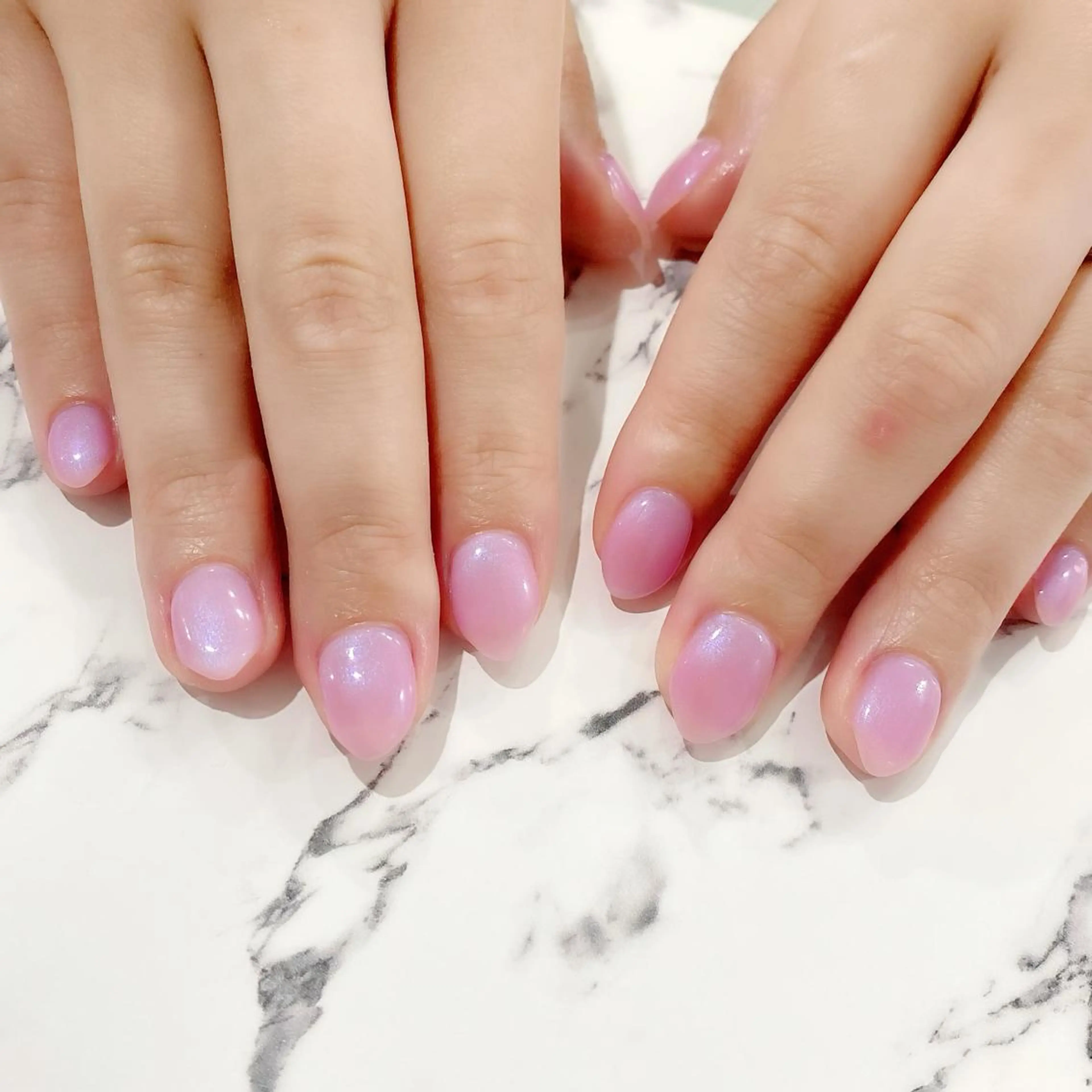 ショート カラー パーマ ヘアアレンジ メンズ キッズ ネイル マツエク・マツパ アイブロウ ピンクカラー 眉カラー カラーマツエク ショートヘア ワンカラーネイル ハンドネイル Salon Ｋのネイルデザイン