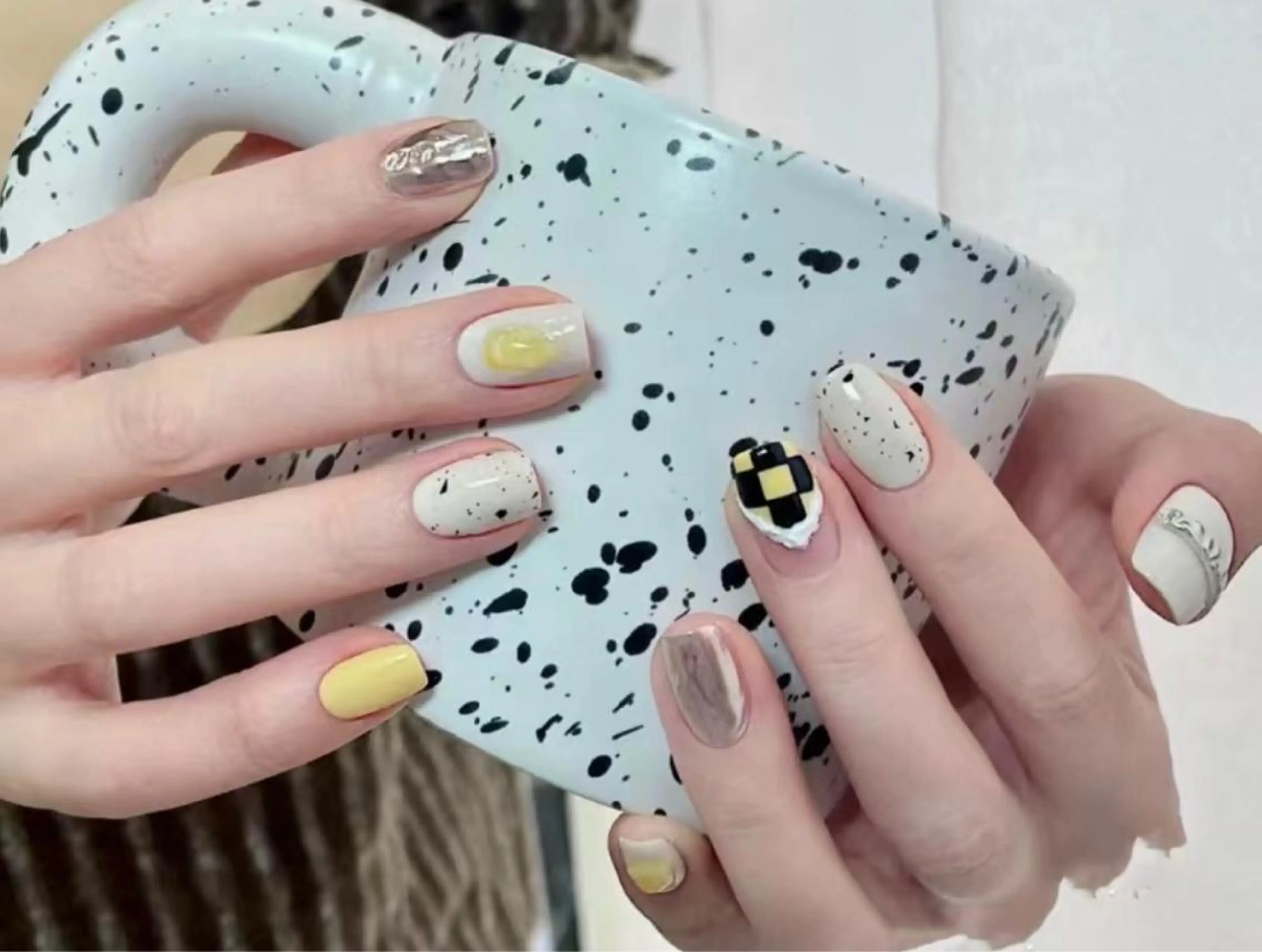 ネイル ミラーネイル ハンドネイル ハンドケア NailDemure 【銀座店】のネイルデザイン