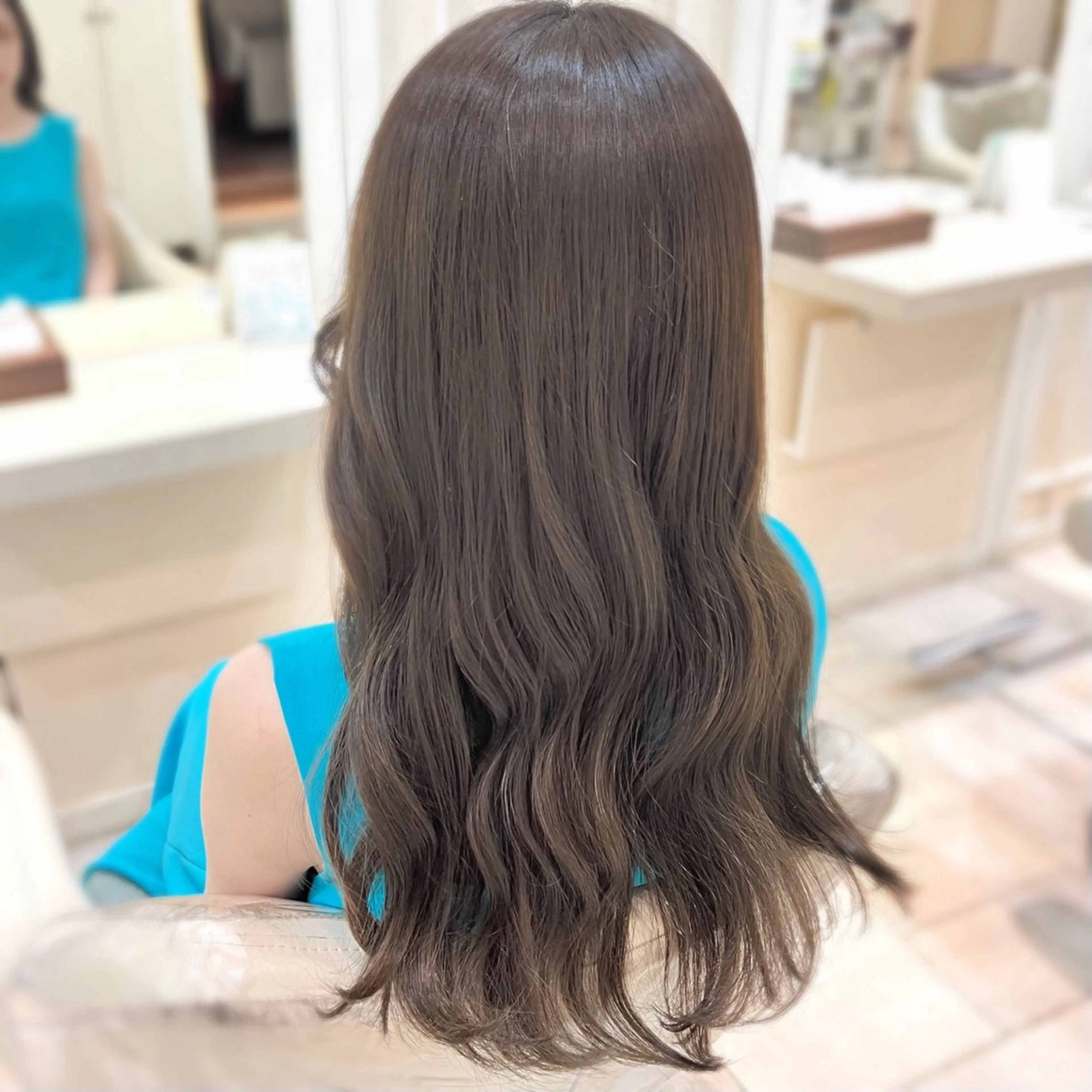 ロング PELE SAKAE /Sayakaのヘアスタイル