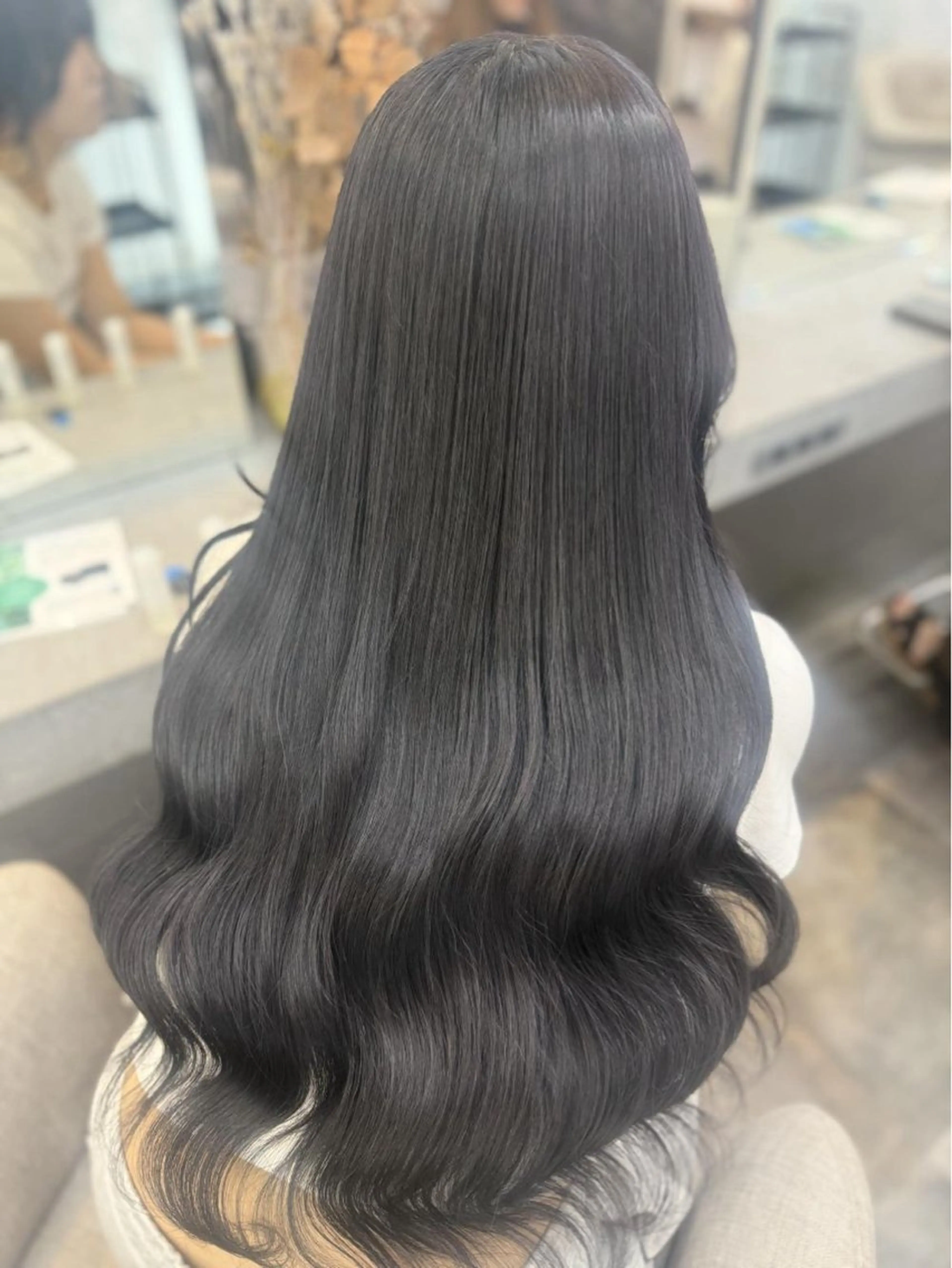 ロング rin/艶髪特化/ 暗髪/透明感のヘアスタイル